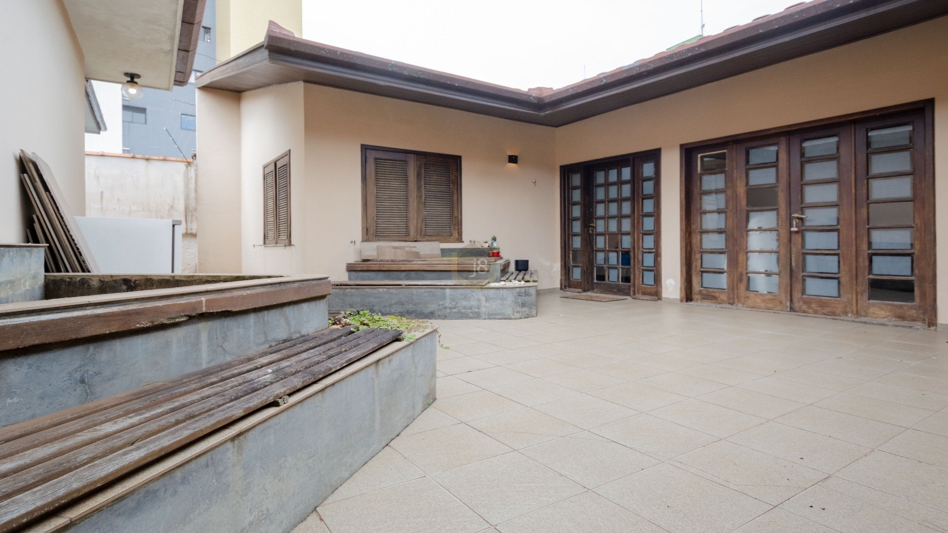 CASA COMERCIAL OU RESIDENCIAL NO SEMINÁRIO