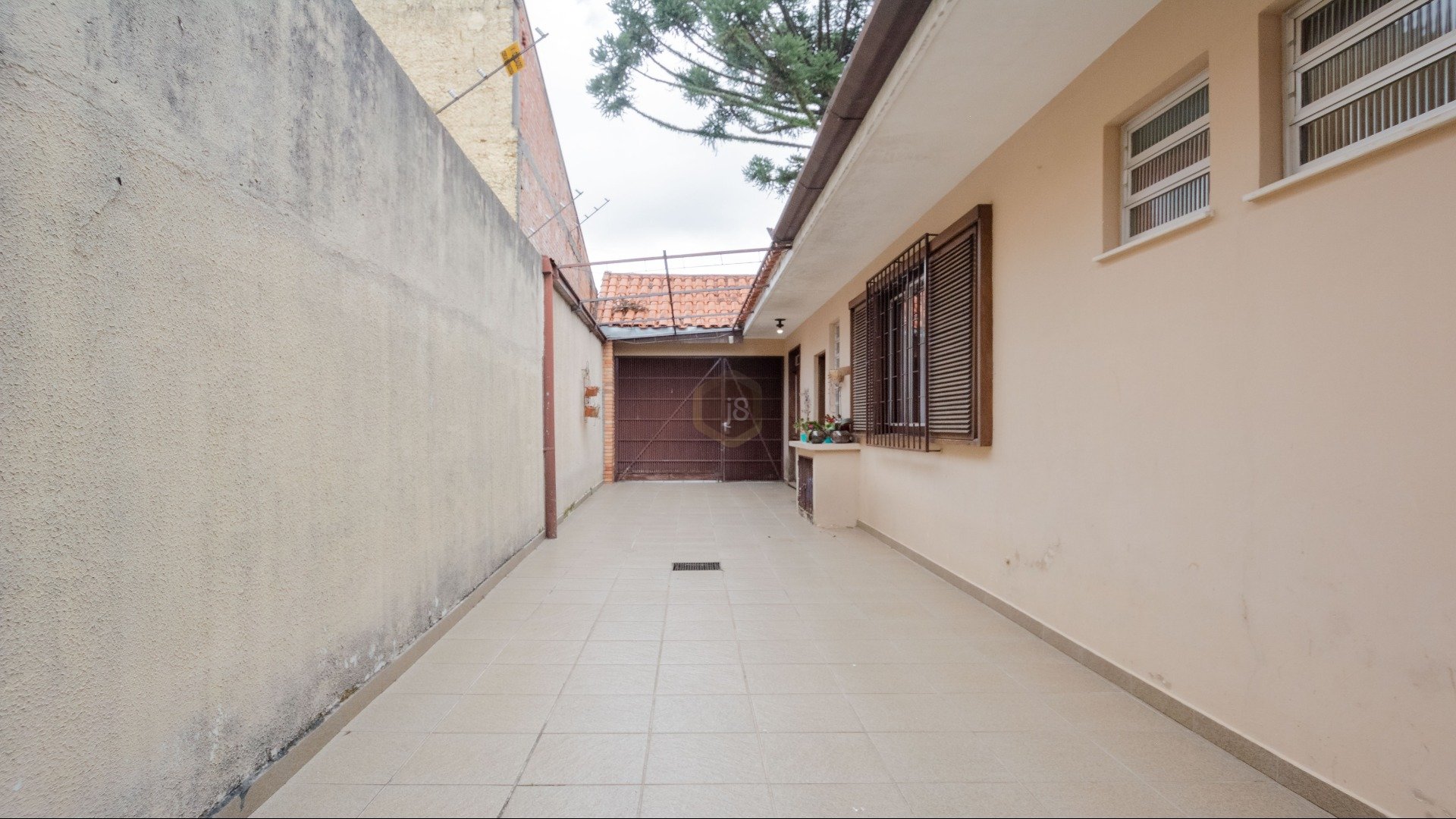 CASA COMERCIAL OU RESIDENCIAL NO SEMINÁRIO