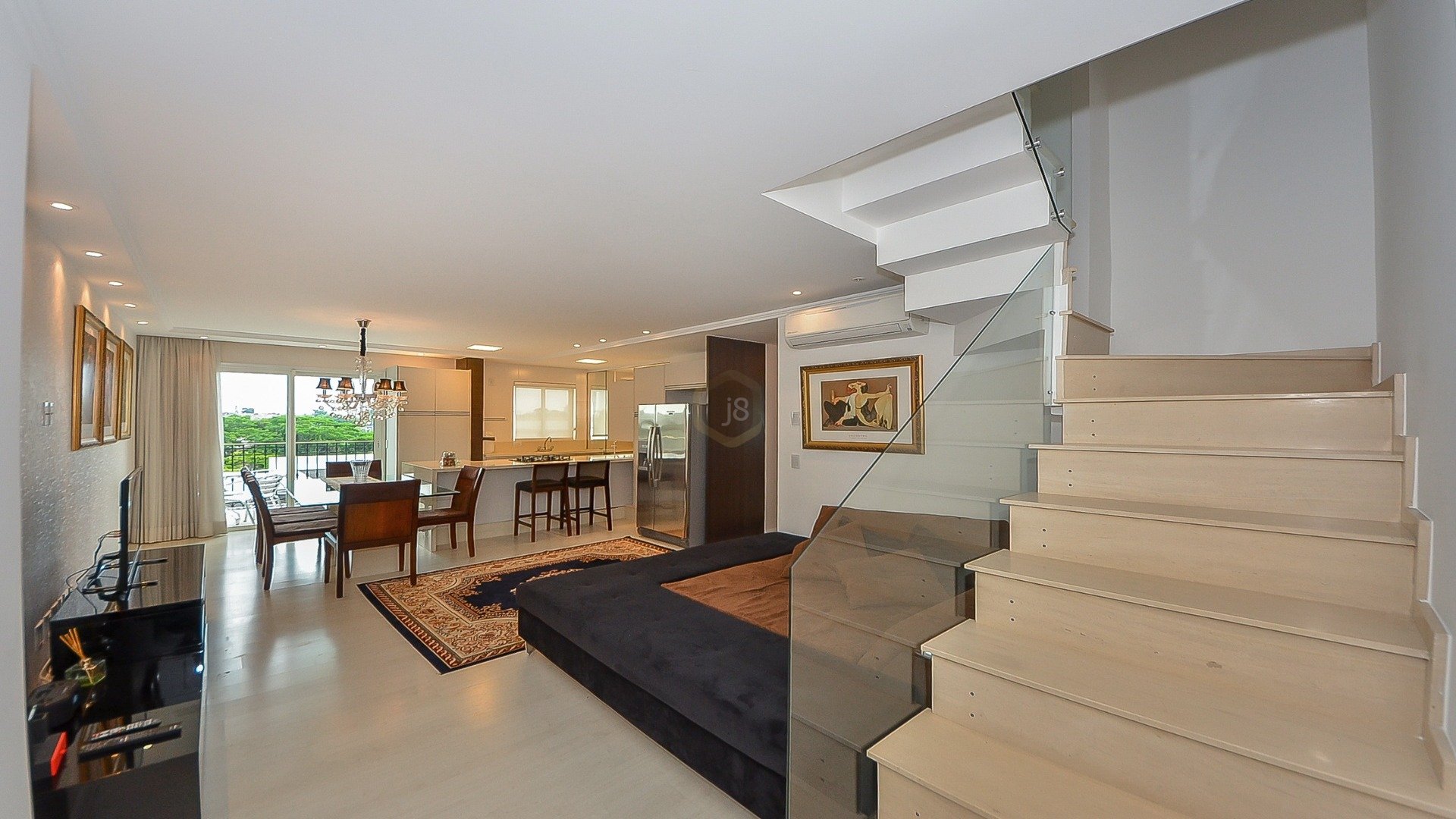 APARTAMENTO TRIPLEX MOBILIADO NO BATEL