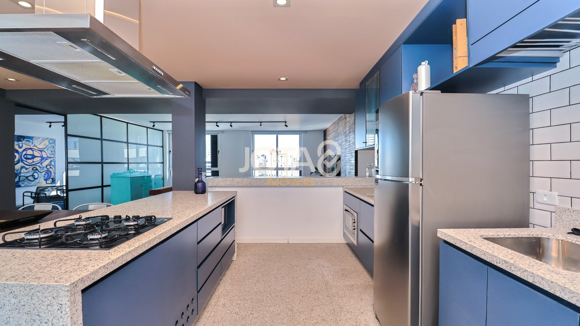 APARTAMENTO REFORMADO, MOBILIADO E DECORADO!