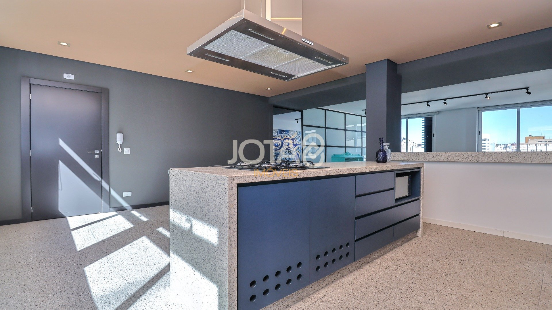 APARTAMENTO REFORMADO, MOBILIADO E DECORADO!