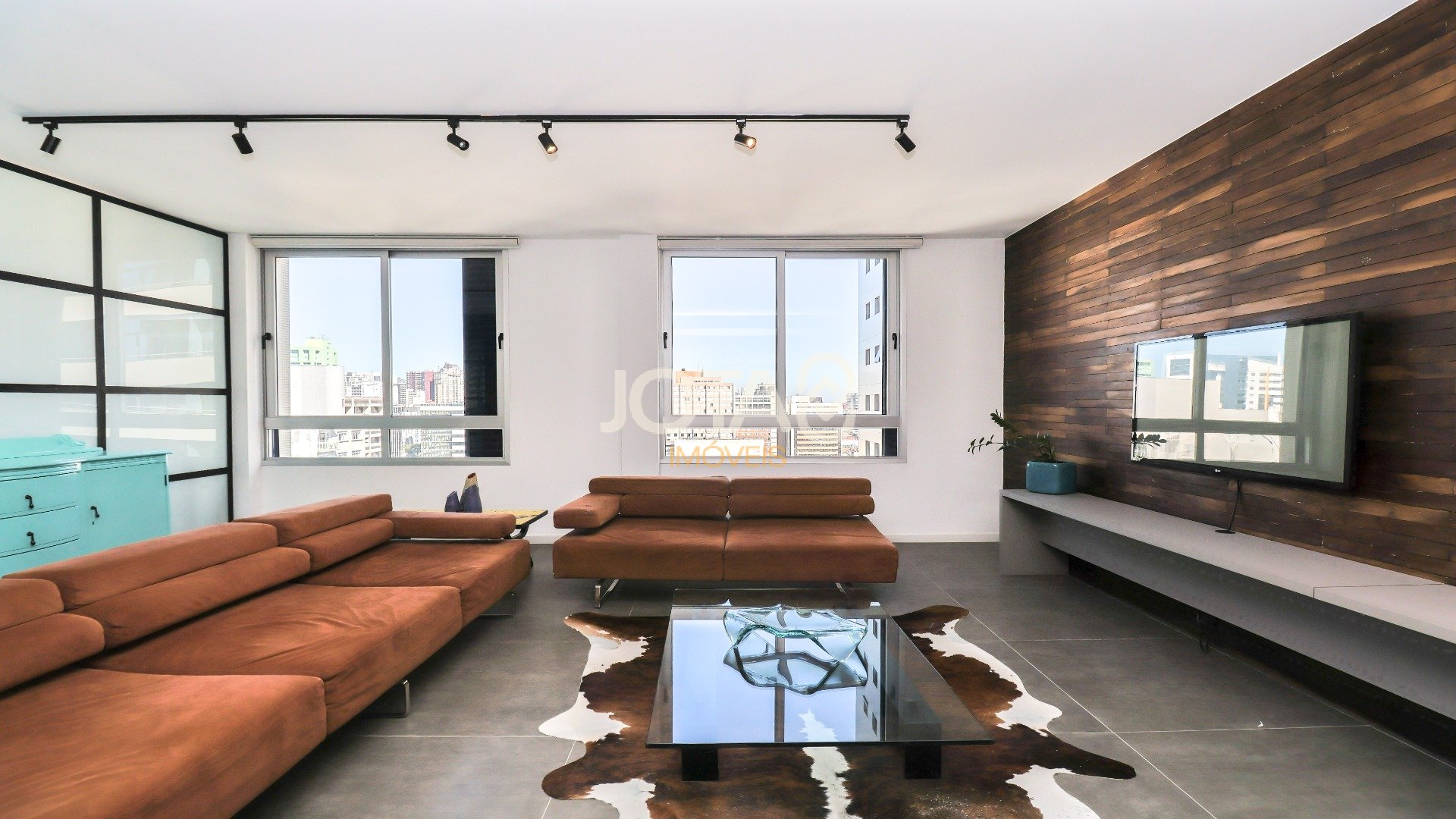 APARTAMENTO REFORMADO, MOBILIADO E DECORADO!