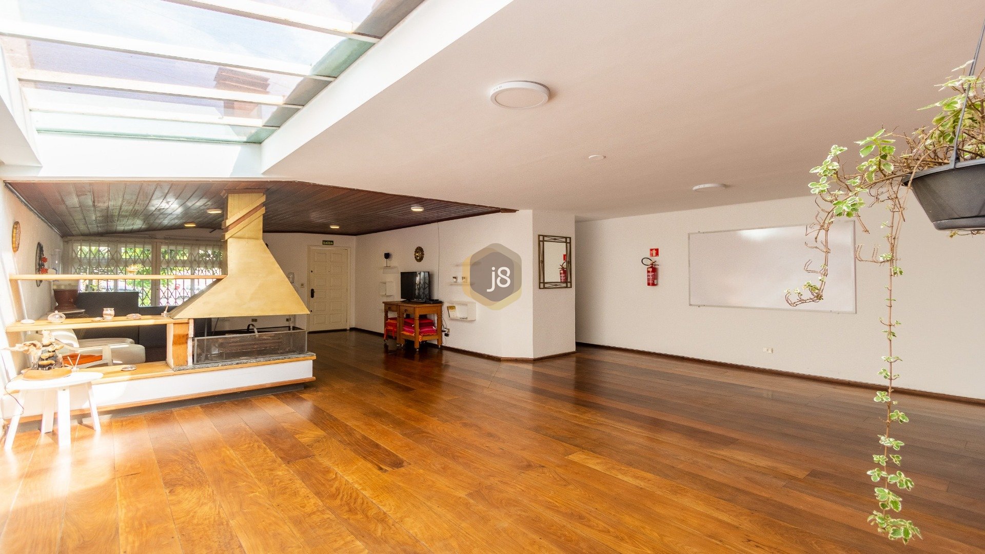 CASA COMERCIAL OU RESIDENCIAL NA VILA IZABEL