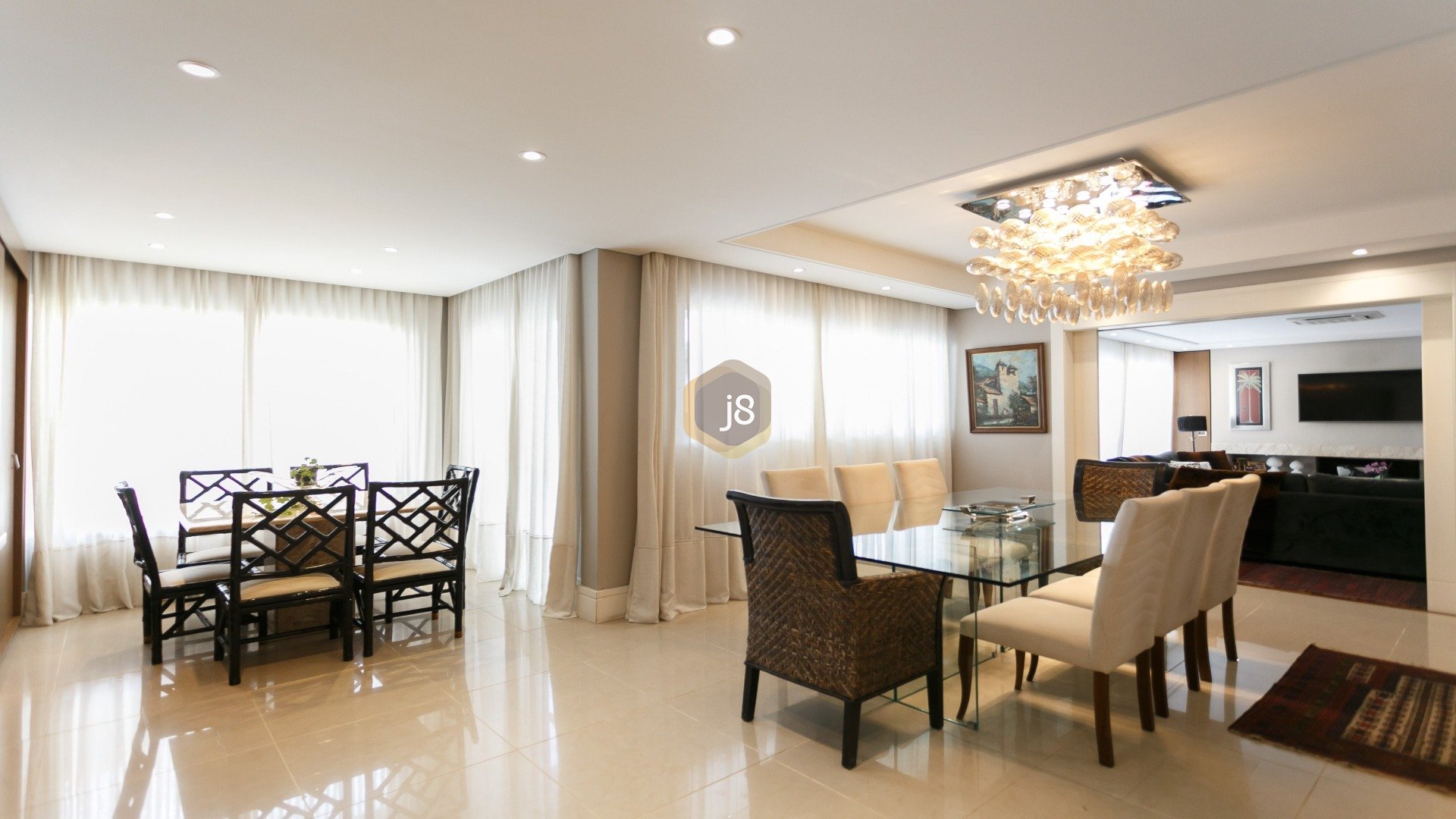 CASA EM CONDOMÍNIO, CAMPO COMPRIDO, 4 SUÍTES, LINDO JARDIM