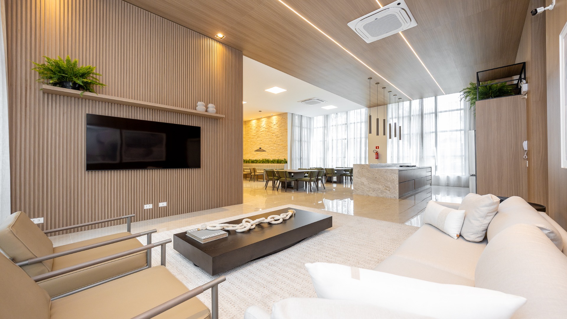 APARTAMENTO COM 2 SUÍTES NO BIGORRILHO