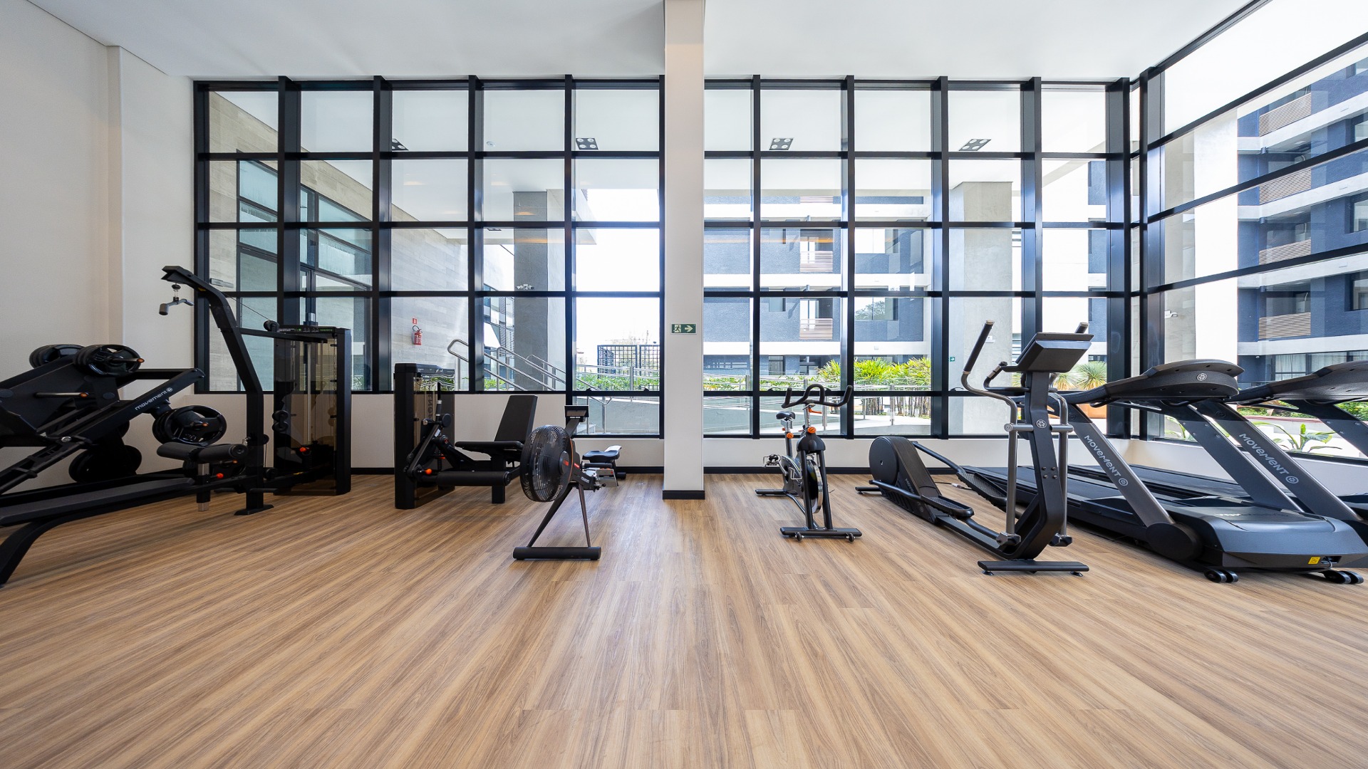 APARTAMENTO COM 2 SUÍTES NO BIGORRILHO