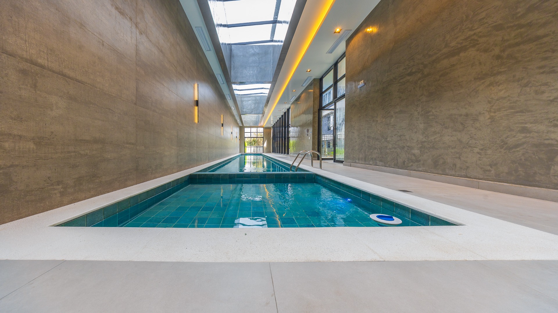 APARTAMENTO COM 2 SUÍTES NO BIGORRILHO