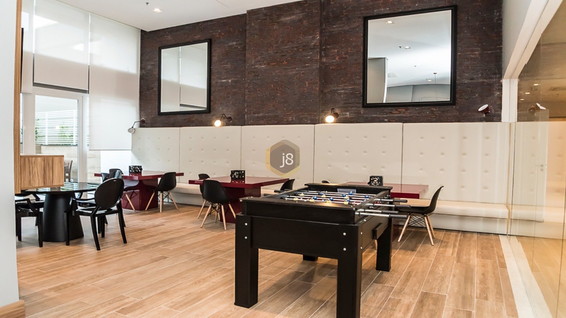 EXCELENTE SALA COMERCIAL NA AVENIDA REPÚBLICA ARGENTINA
