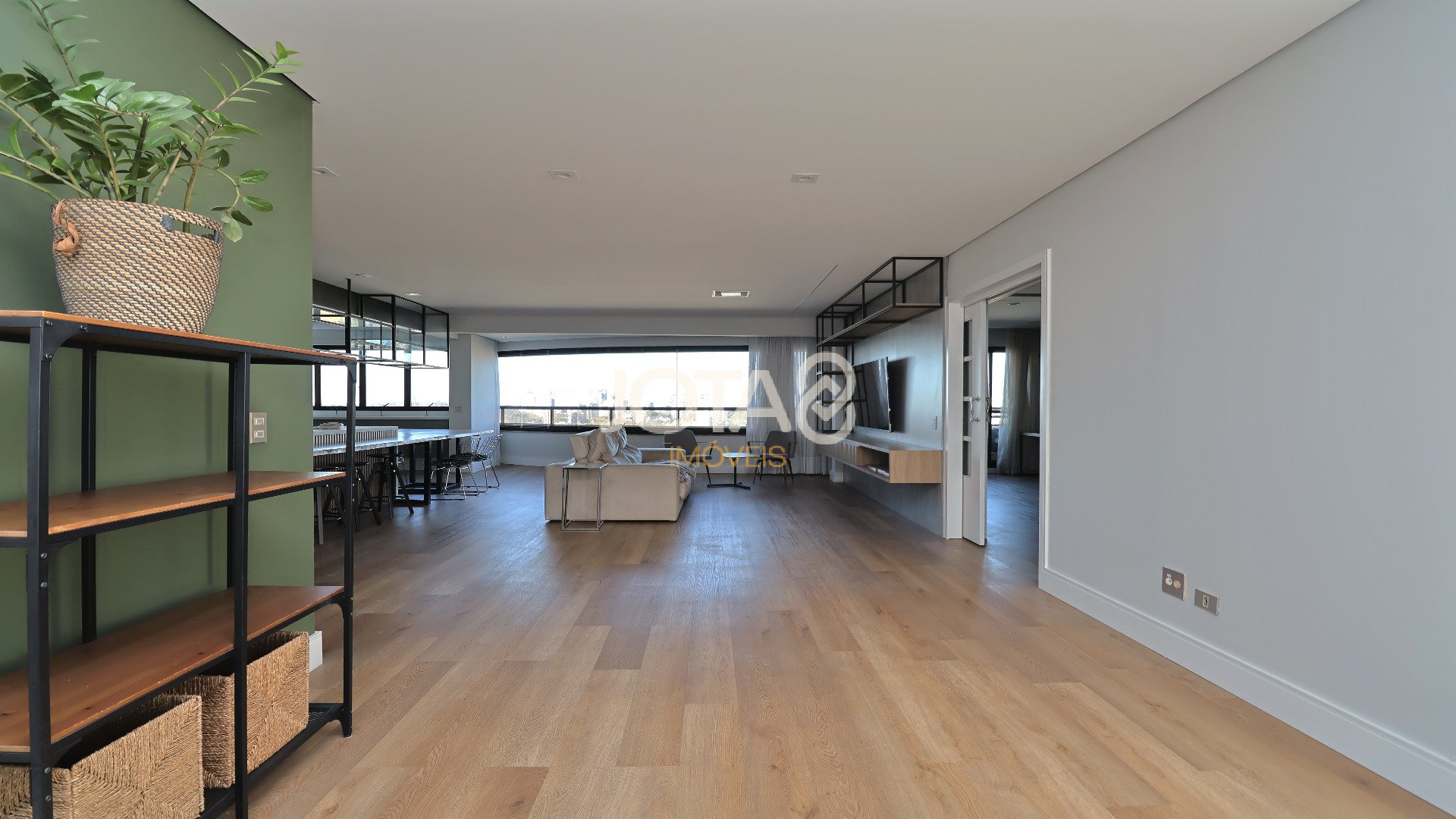 LINDO APARTAMENTO MOBILIADO
