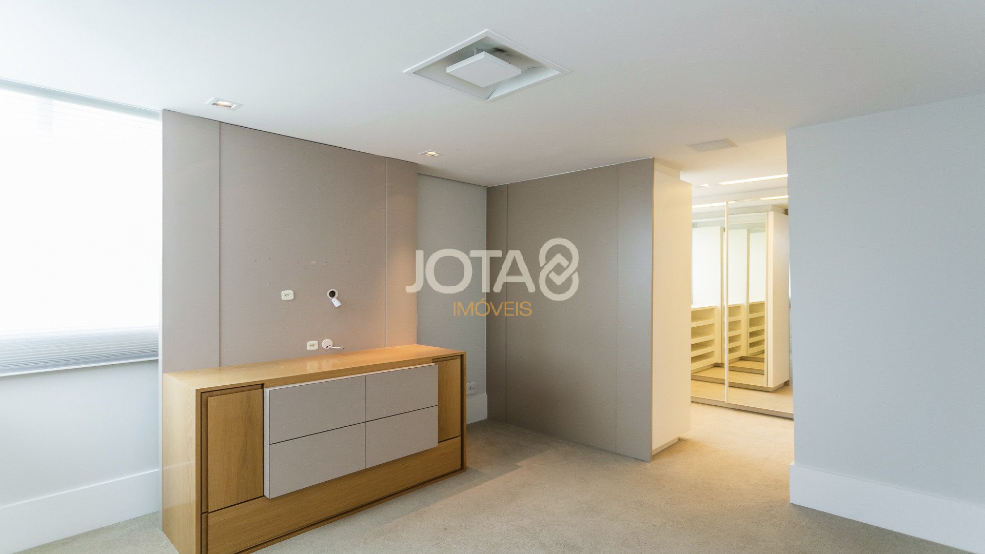APARTAMENTO EM CONDOMÍNIO CLUBE NO BIGORRILHO