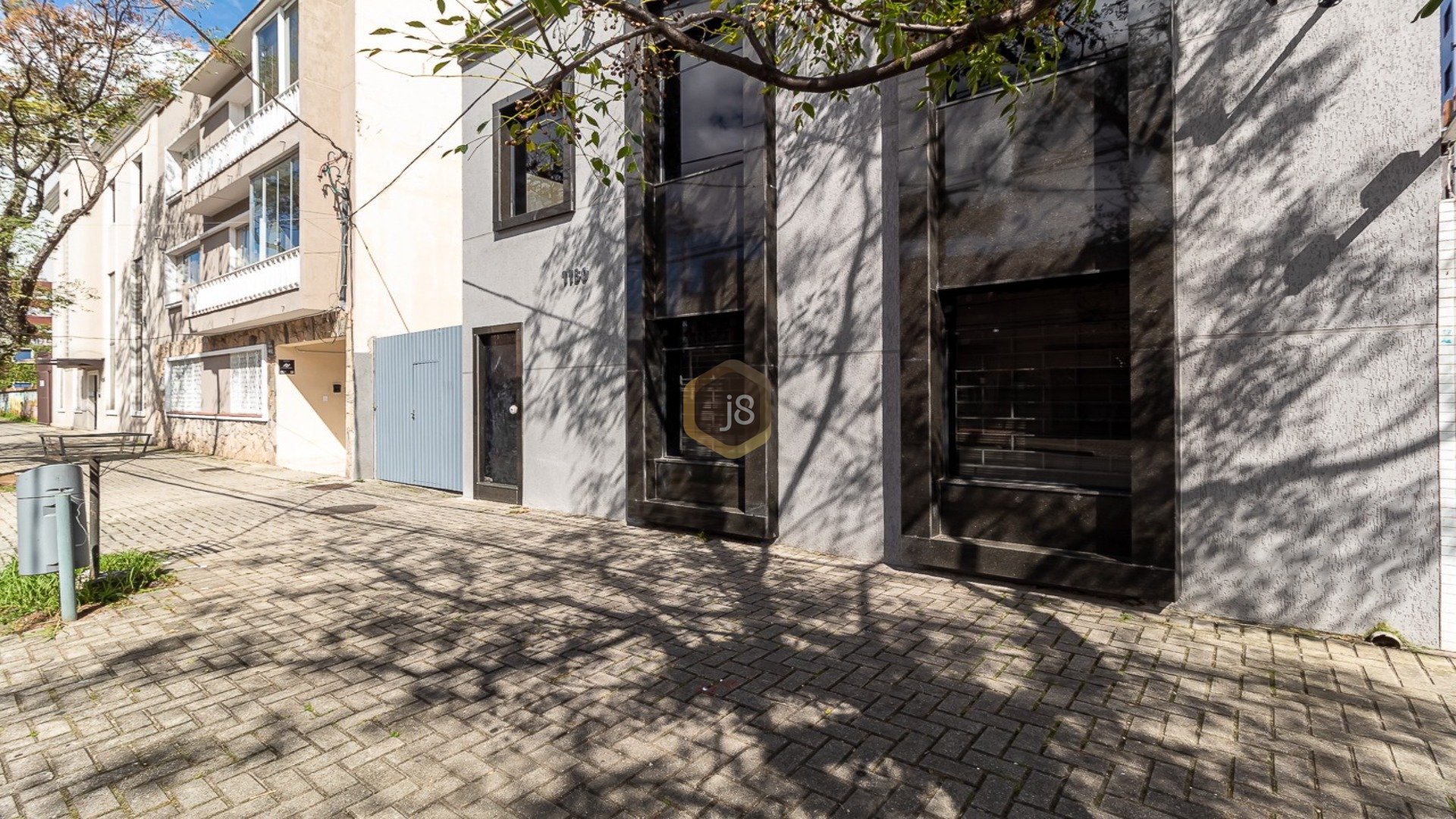 CASA COMERCIAL COM EXCELENTE LOCALIZAÇÃO