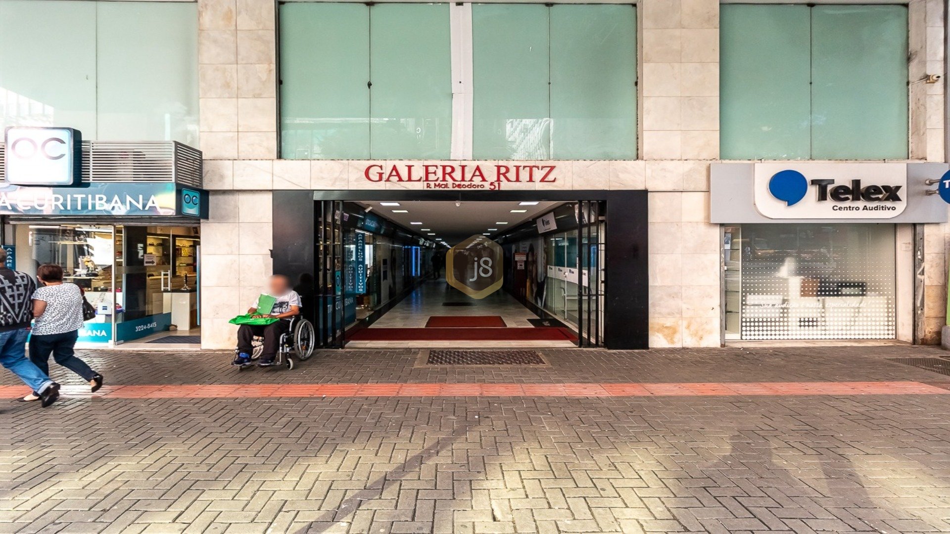 EXCELENTE PONTO COMERCIAL NO CENTRO DE CURITIBA - J8
