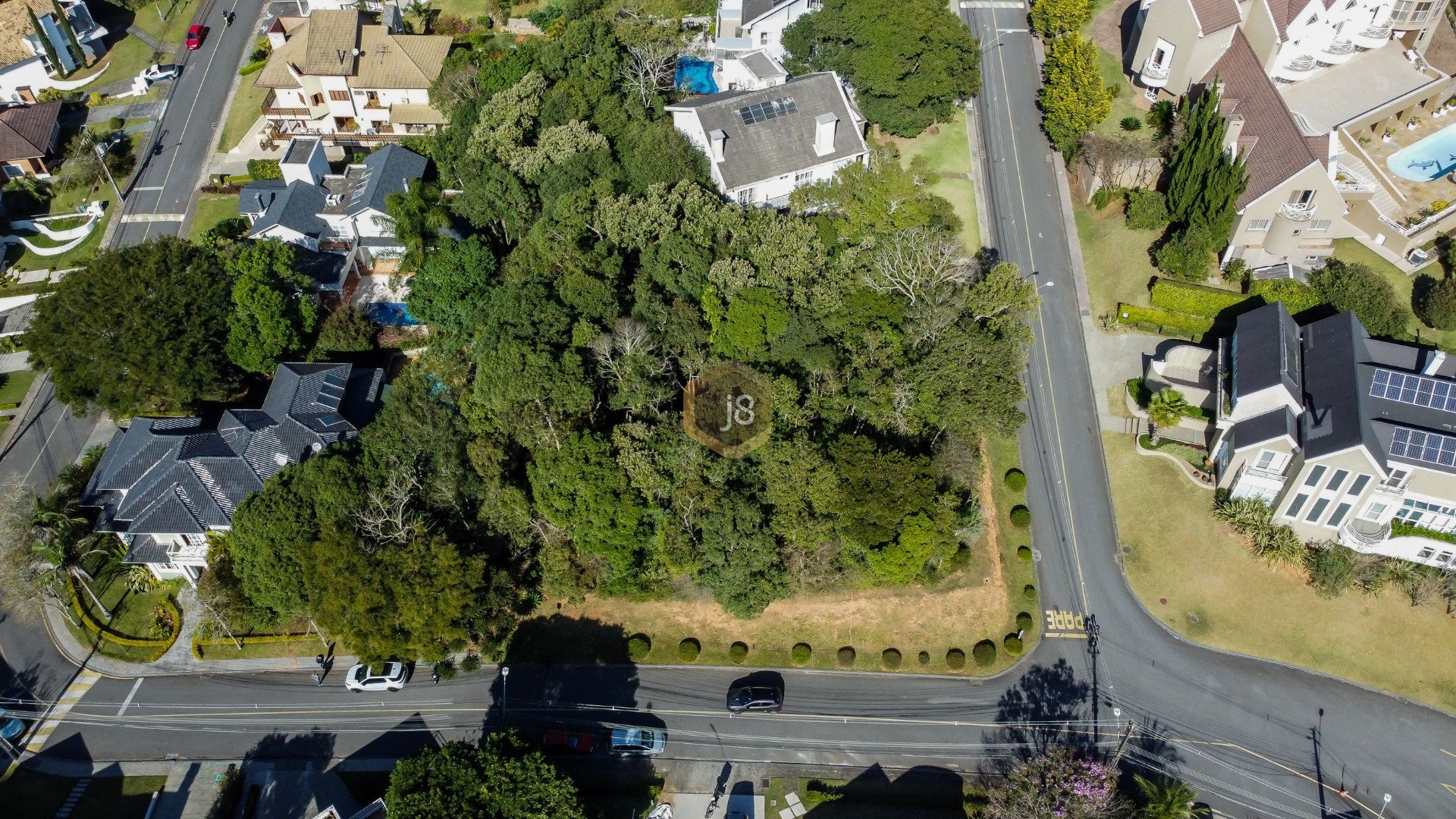 RESIDENCIAL JOÃO TURIN  EM FRENTE AO PARQUE TINGUI