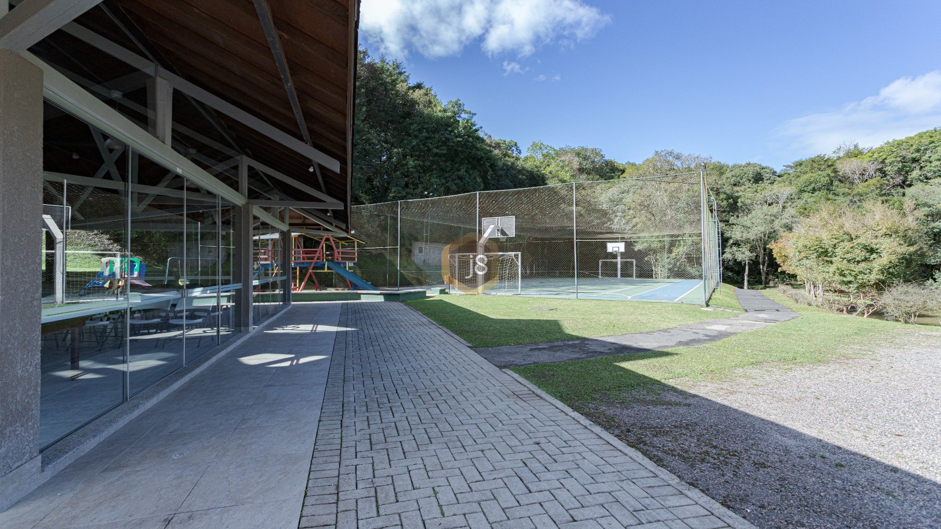 TERRENO EM CONDOMÍNIO NO CAMPO COMPRIDO