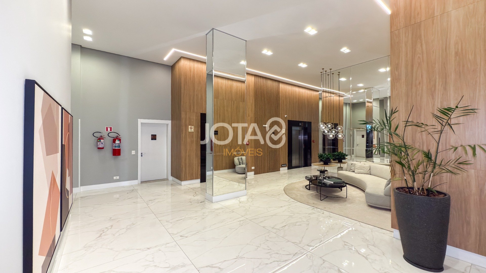 APARTAMENTO 3 QUARTOS, 4 VAGAS NO MELHOR DO AHÚ