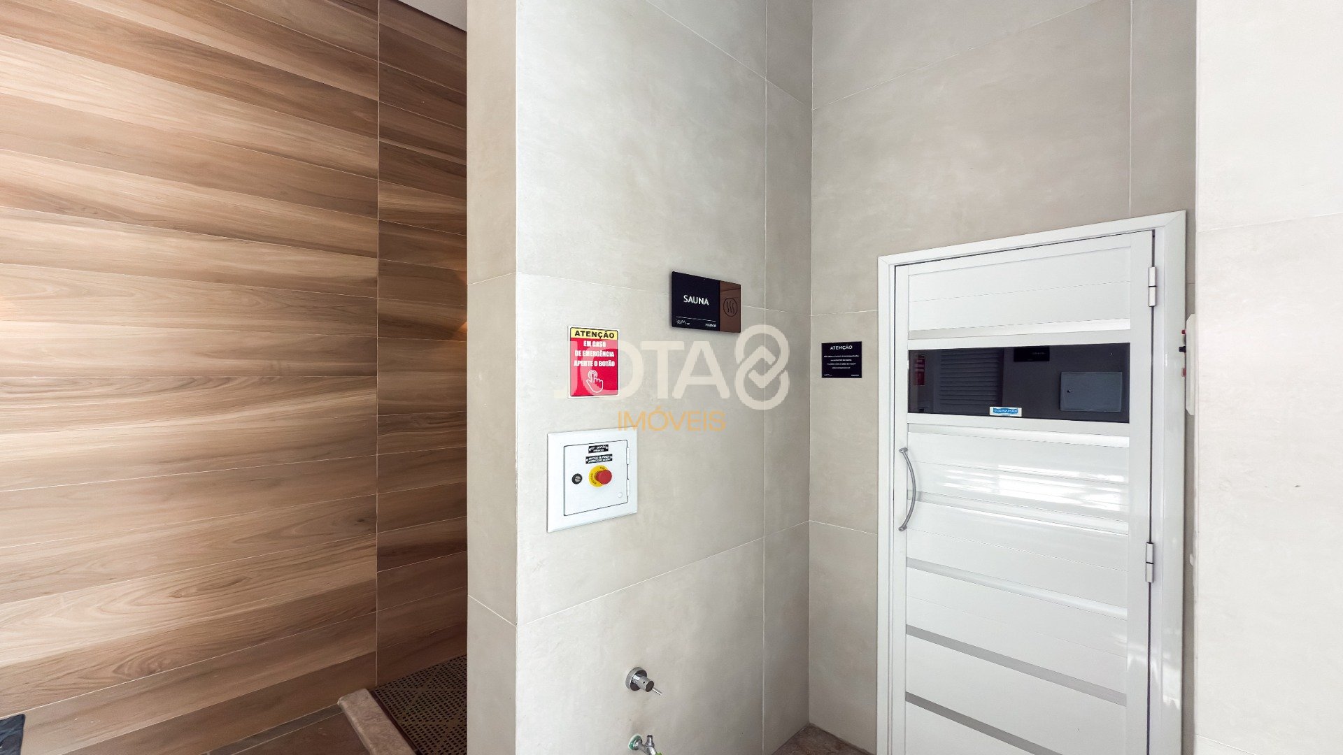APARTAMENTO 3 QUARTOS, 4 VAGAS NO MELHOR DO AHÚ