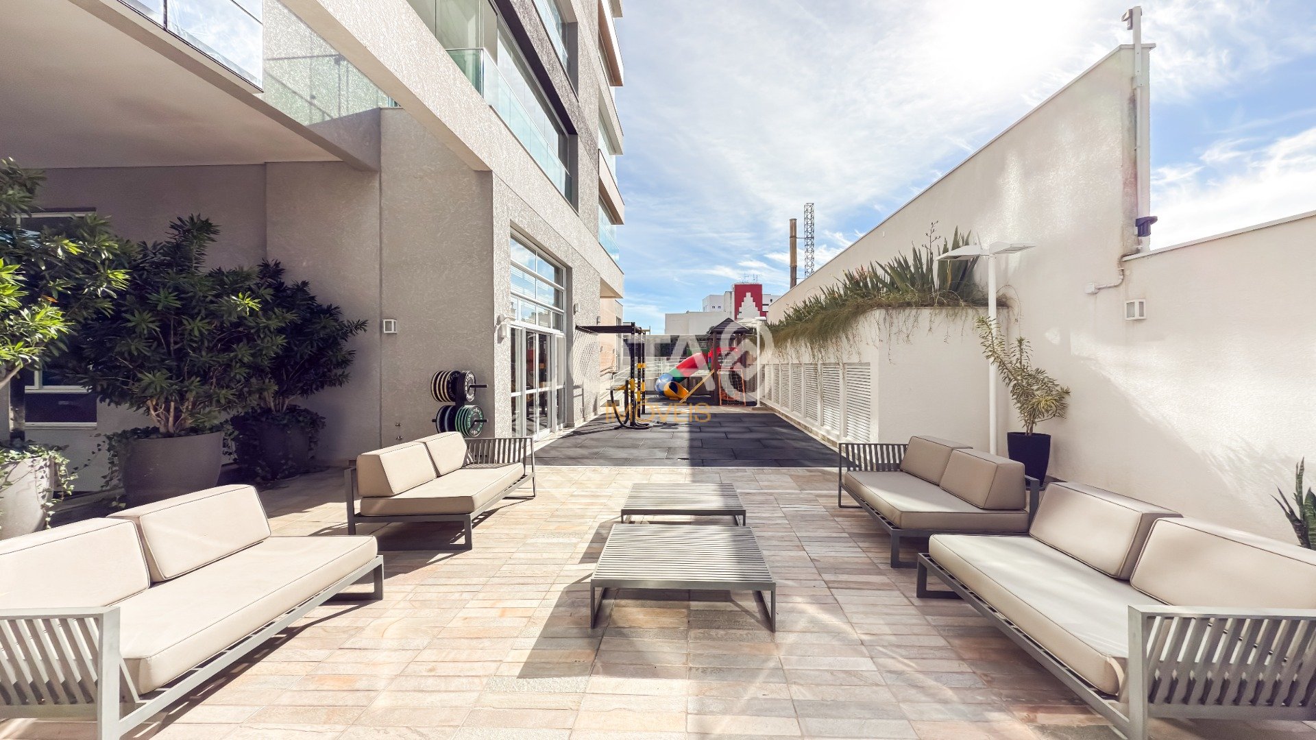 APARTAMENTO 3 QUARTOS, 4 VAGAS NO MELHOR DO AHÚ