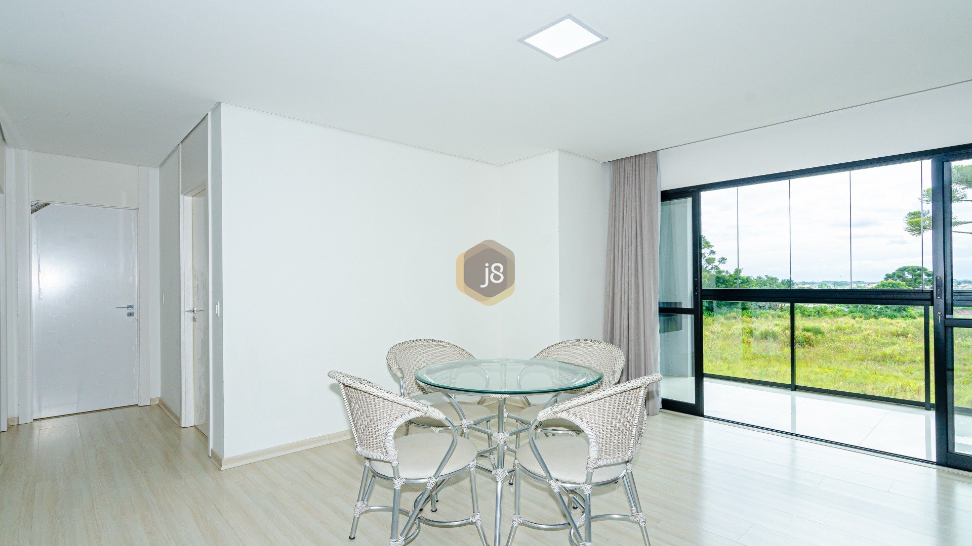 APARTAMENTO NO MOND GALERIE!