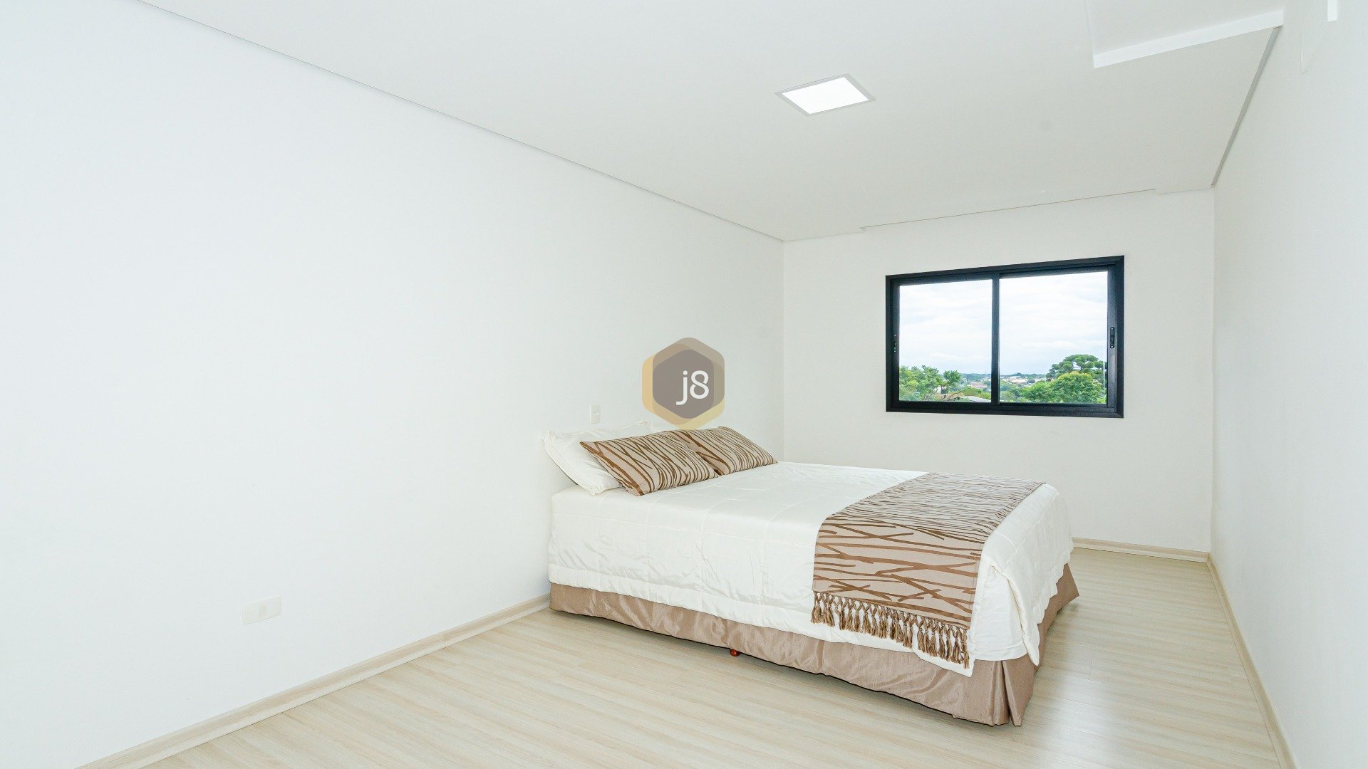 APARTAMENTO NO MOND GALERIE!