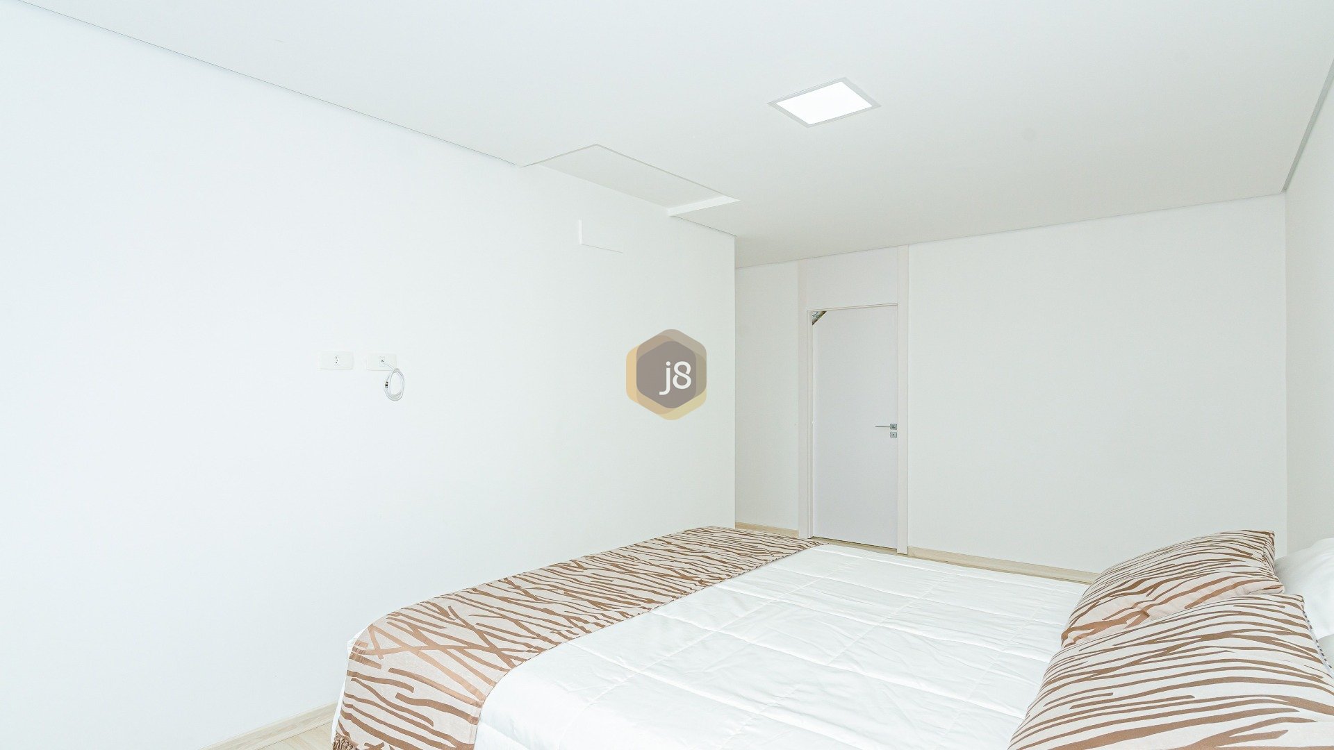APARTAMENTO NO MOND GALERIE!
