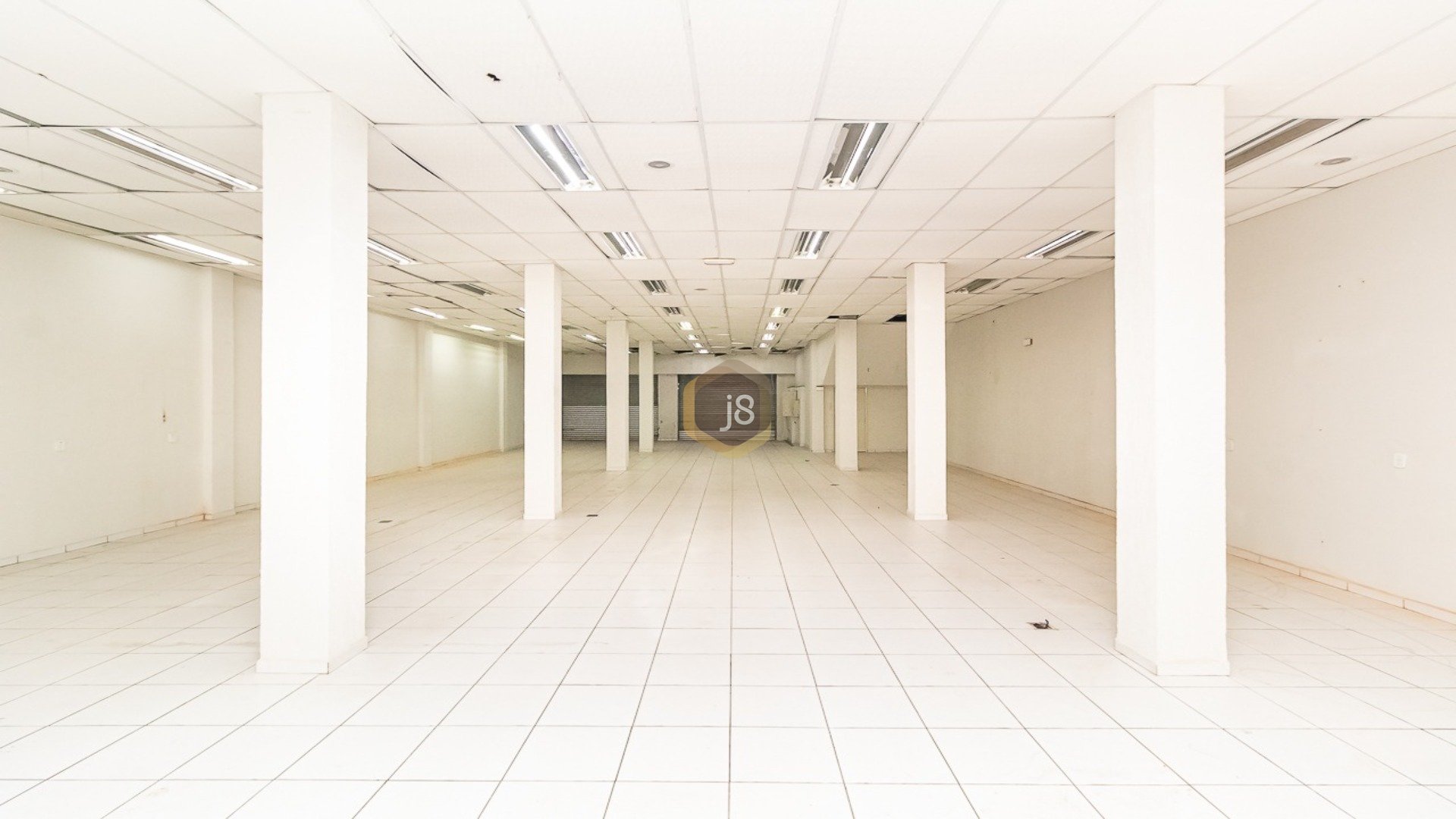 IMÓVEL COMERCIAL NO CENTRO DA CIDADE!