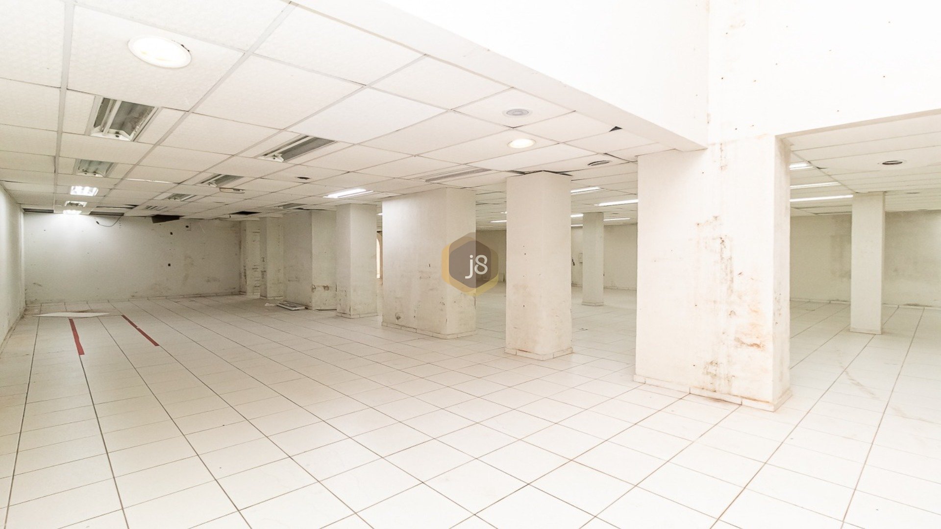 IMÓVEL COMERCIAL NO CENTRO DA CIDADE!