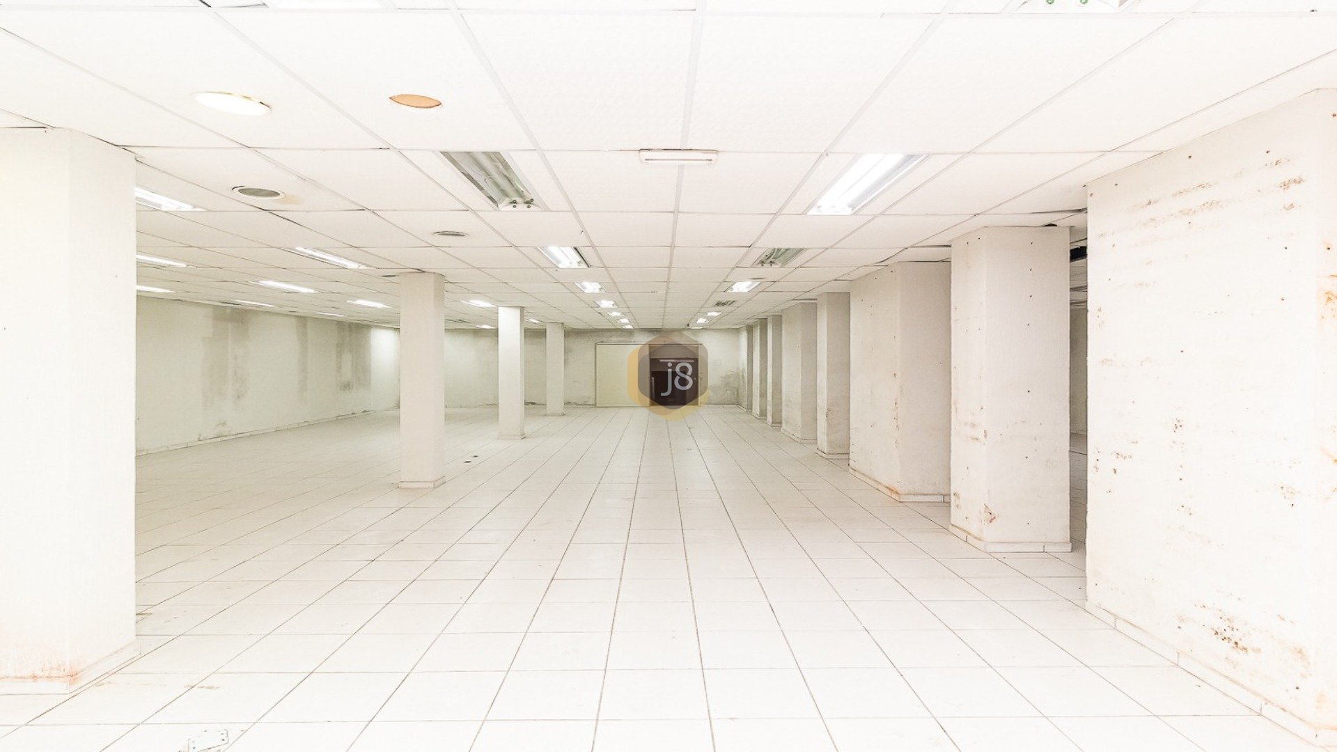 IMÓVEL COMERCIAL NO CENTRO DA CIDADE!
