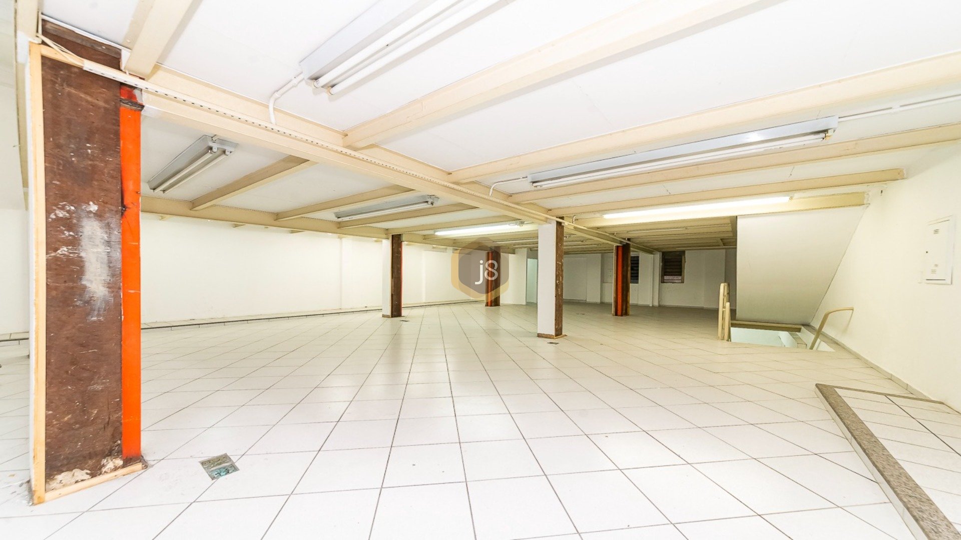 IMÓVEL COMERCIAL NO CENTRO DA CIDADE!