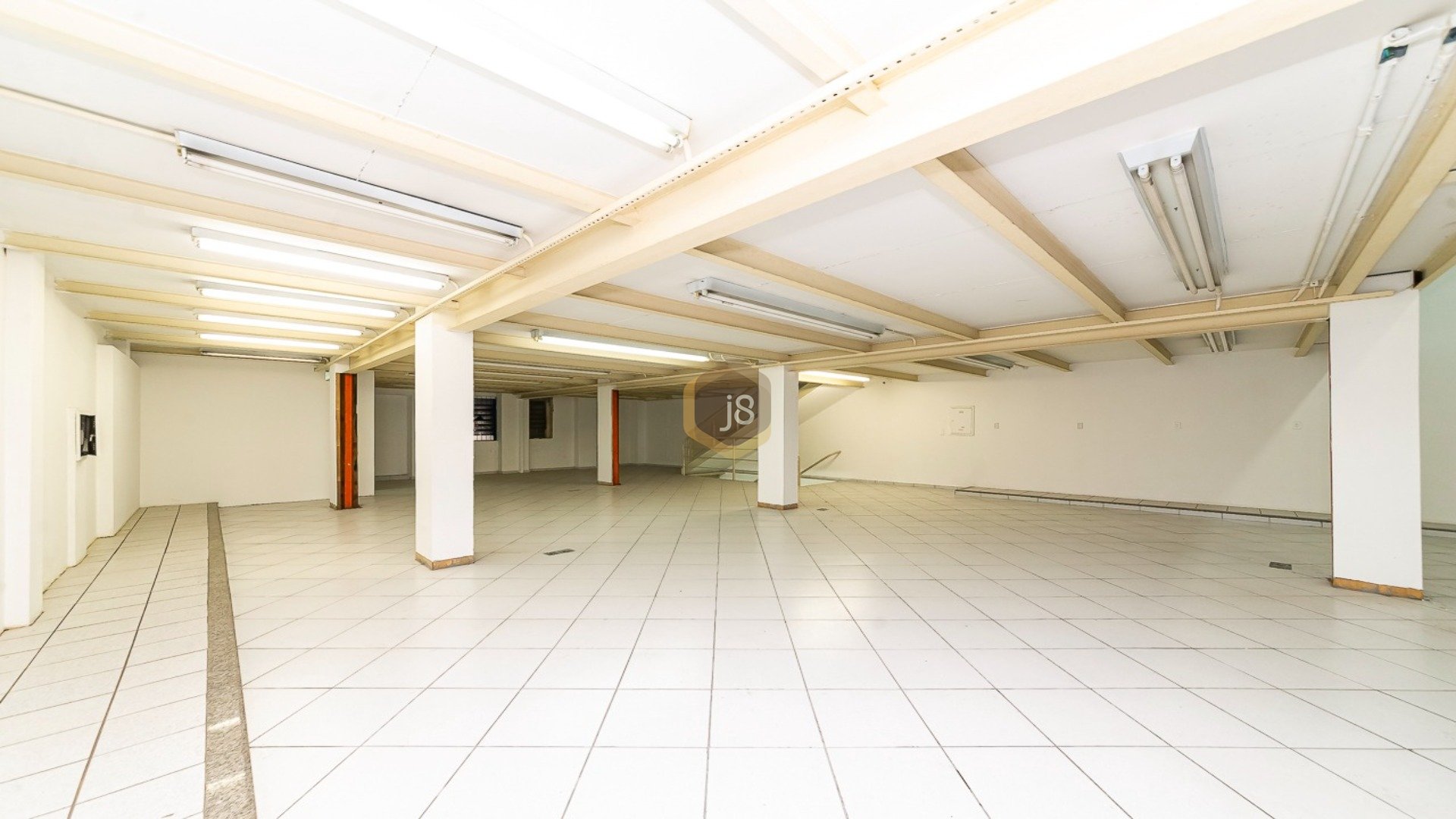 IMÓVEL COMERCIAL NO CENTRO DA CIDADE!