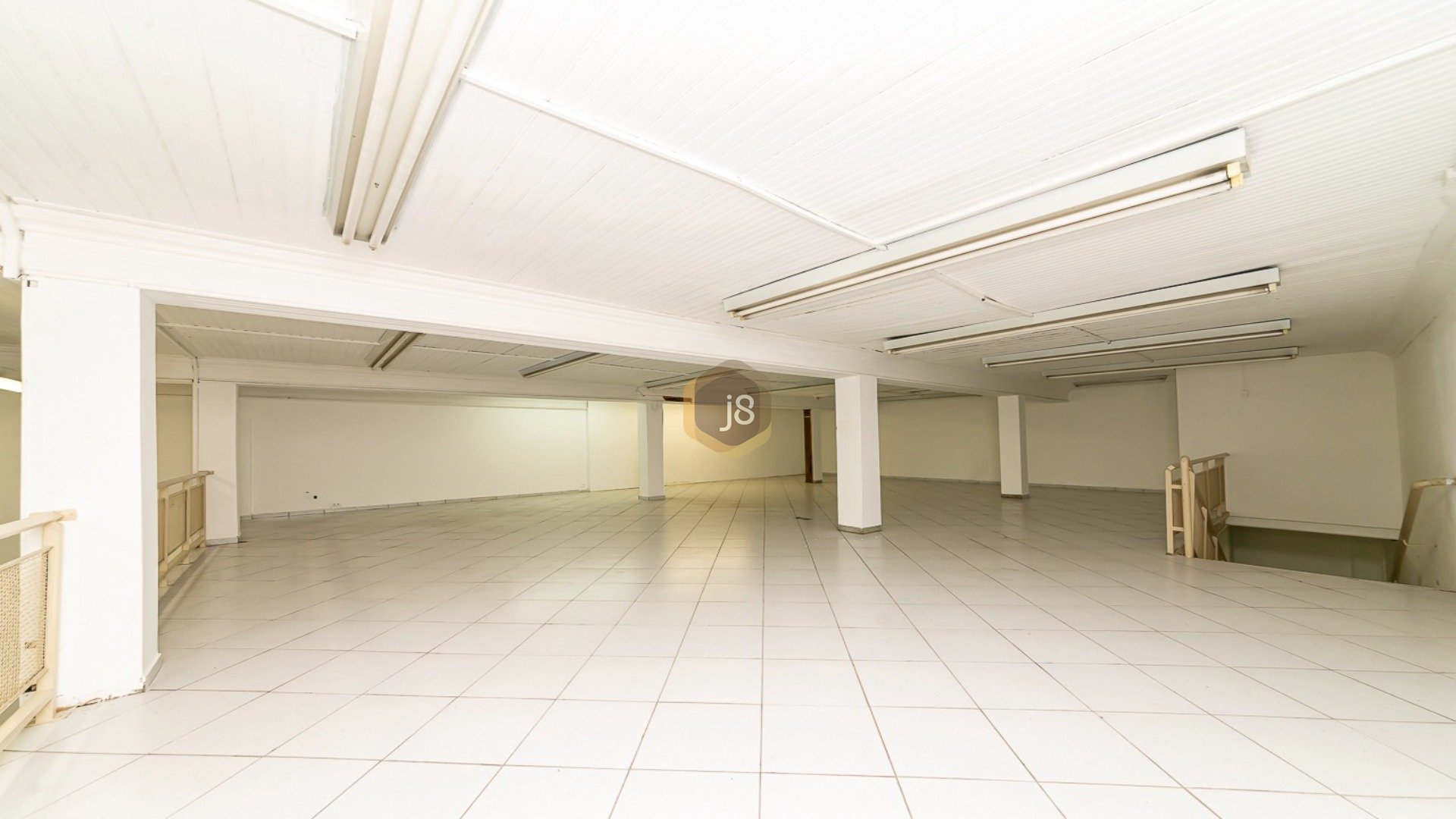 IMÓVEL COMERCIAL NO CENTRO DA CIDADE!