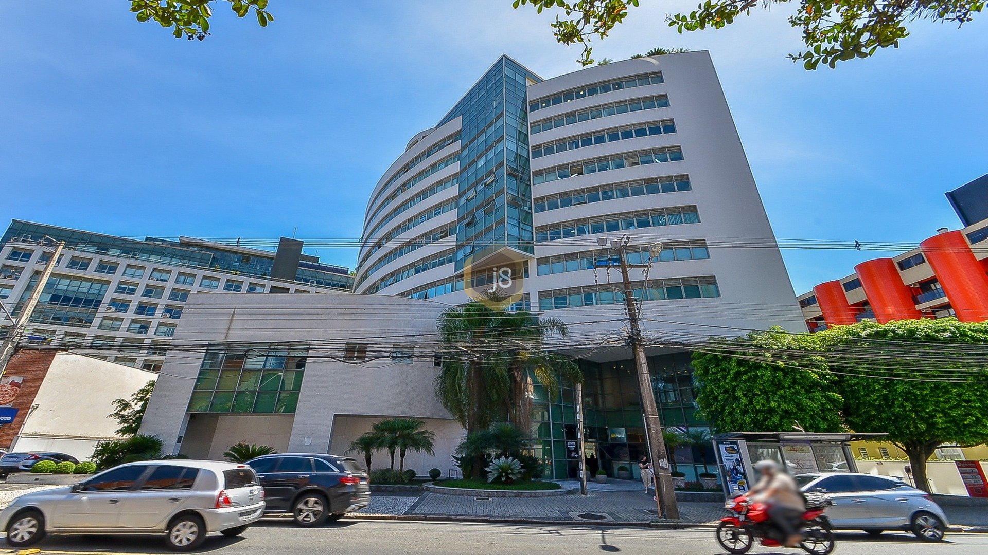 Foto de destaque Sala comercial bem localizada na avenida do batel!