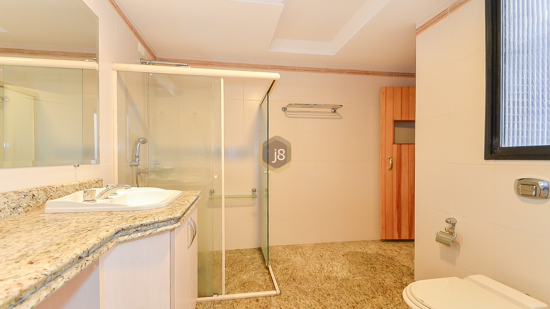 EXCELENTE APARTAMENTO 4 SUÍTES 4 VAGAS PRAÇA DO JAPÃO