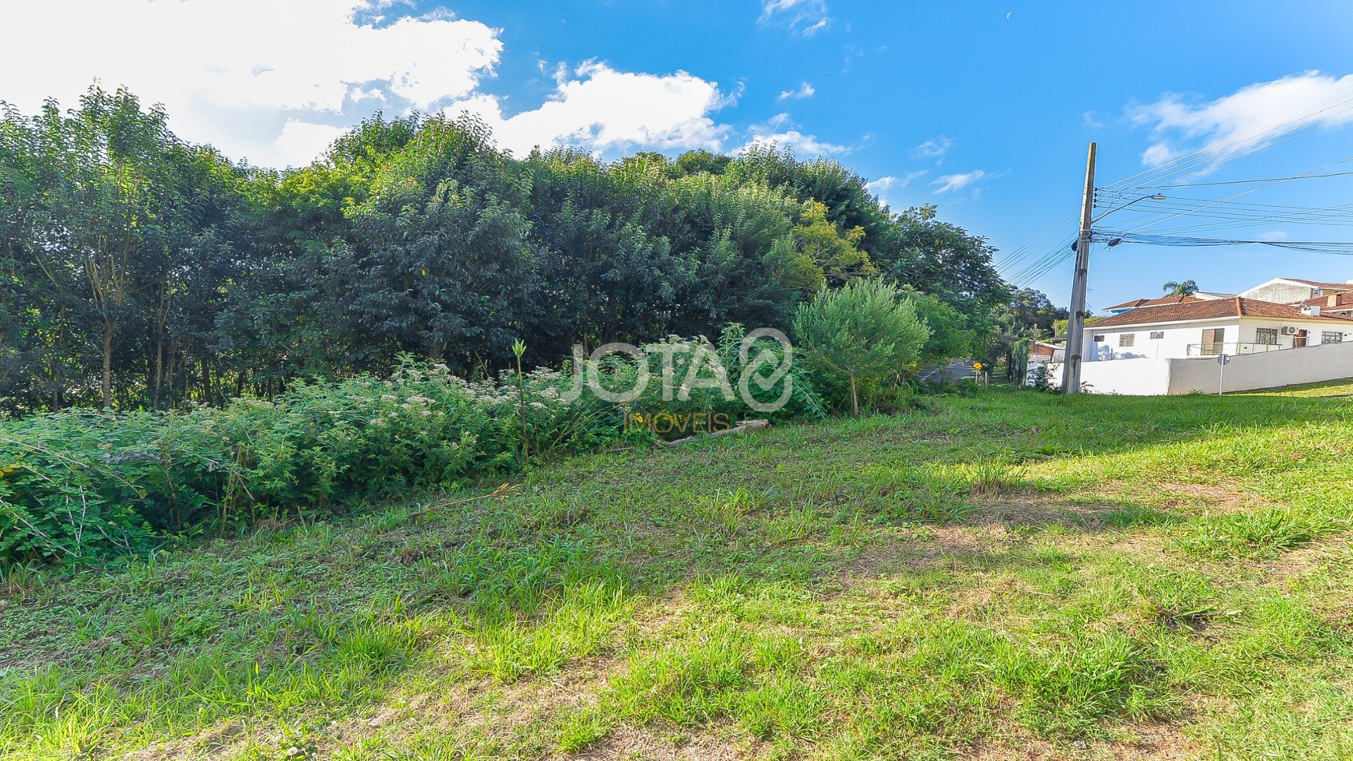 ÓTIMO TERRENO PARA CONSTRUÇÃO DE SOBRADOS!