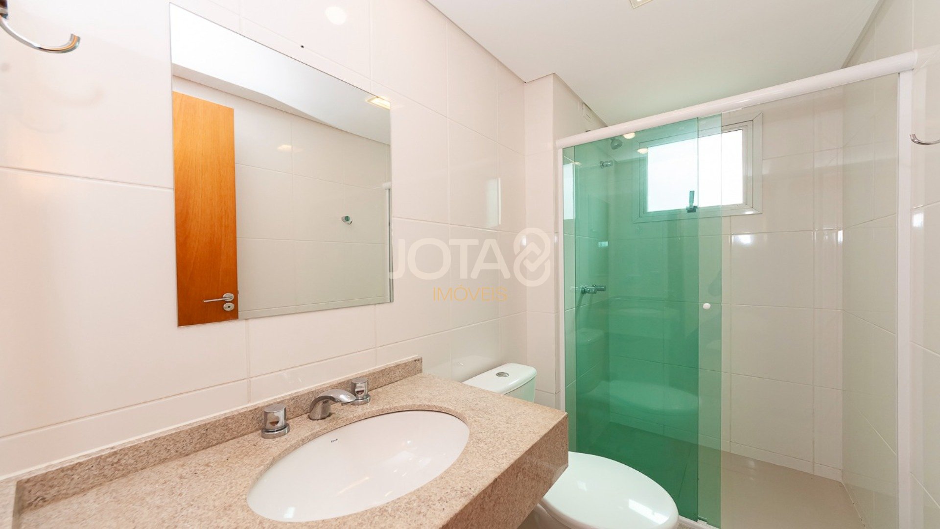 APARTAMENTO COM 2 DORMITÓRIOS NO JUVEVÊ