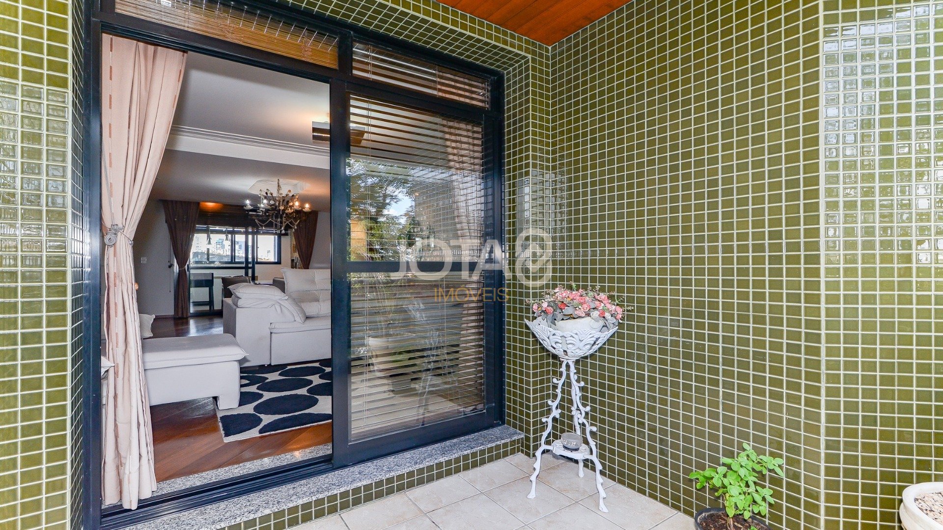 APARTAMENTO 4 QUARTOS EXCELENTE NO ALTO DA GLÓRIA