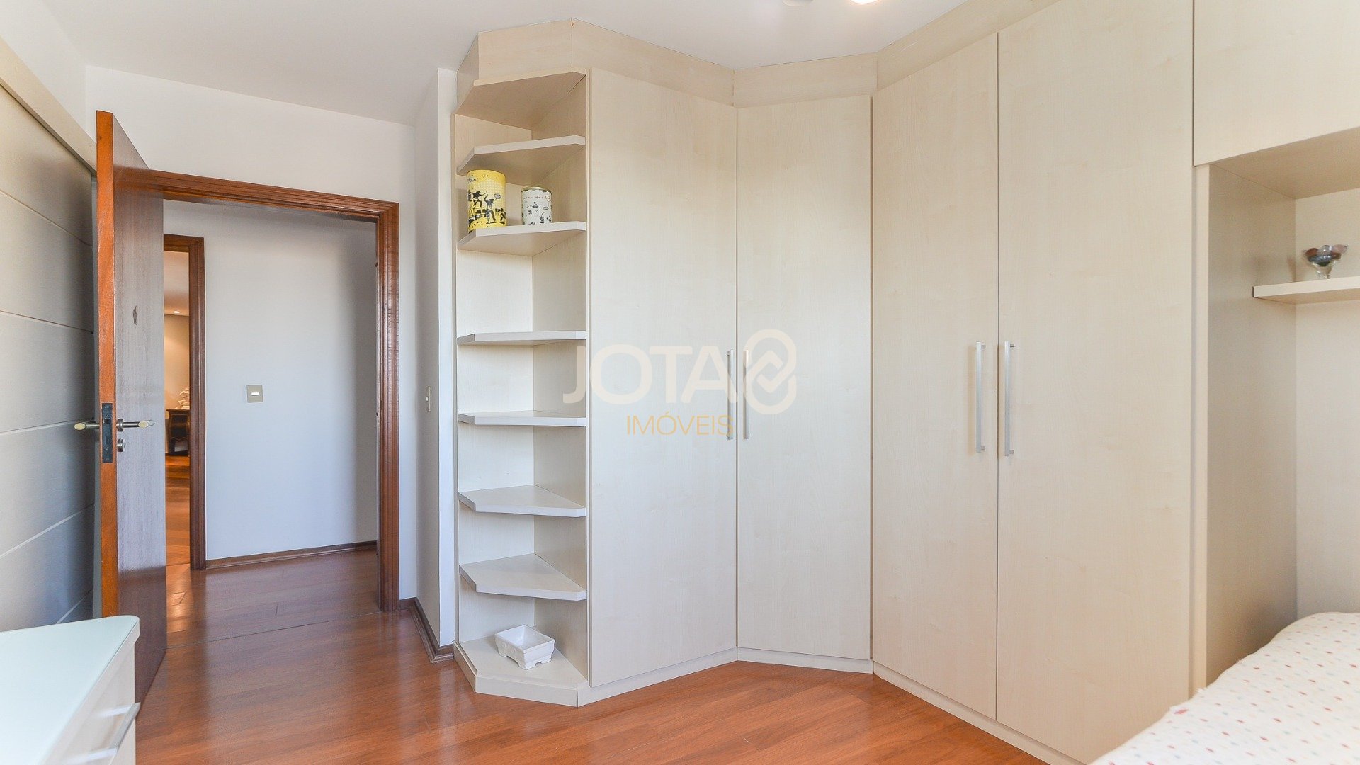 APARTAMENTO 4 QUARTOS EXCELENTE NO ALTO DA GLÓRIA
