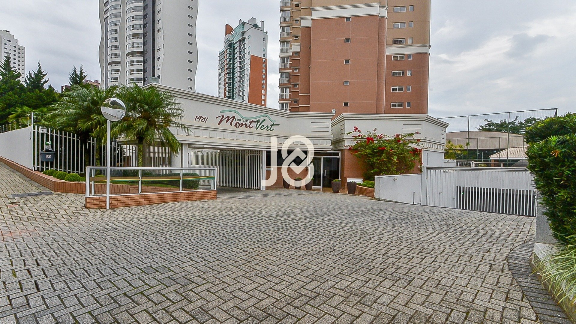 APARTAMENTO 3 SUÍTES FACE NORTE NO ECOVILLE