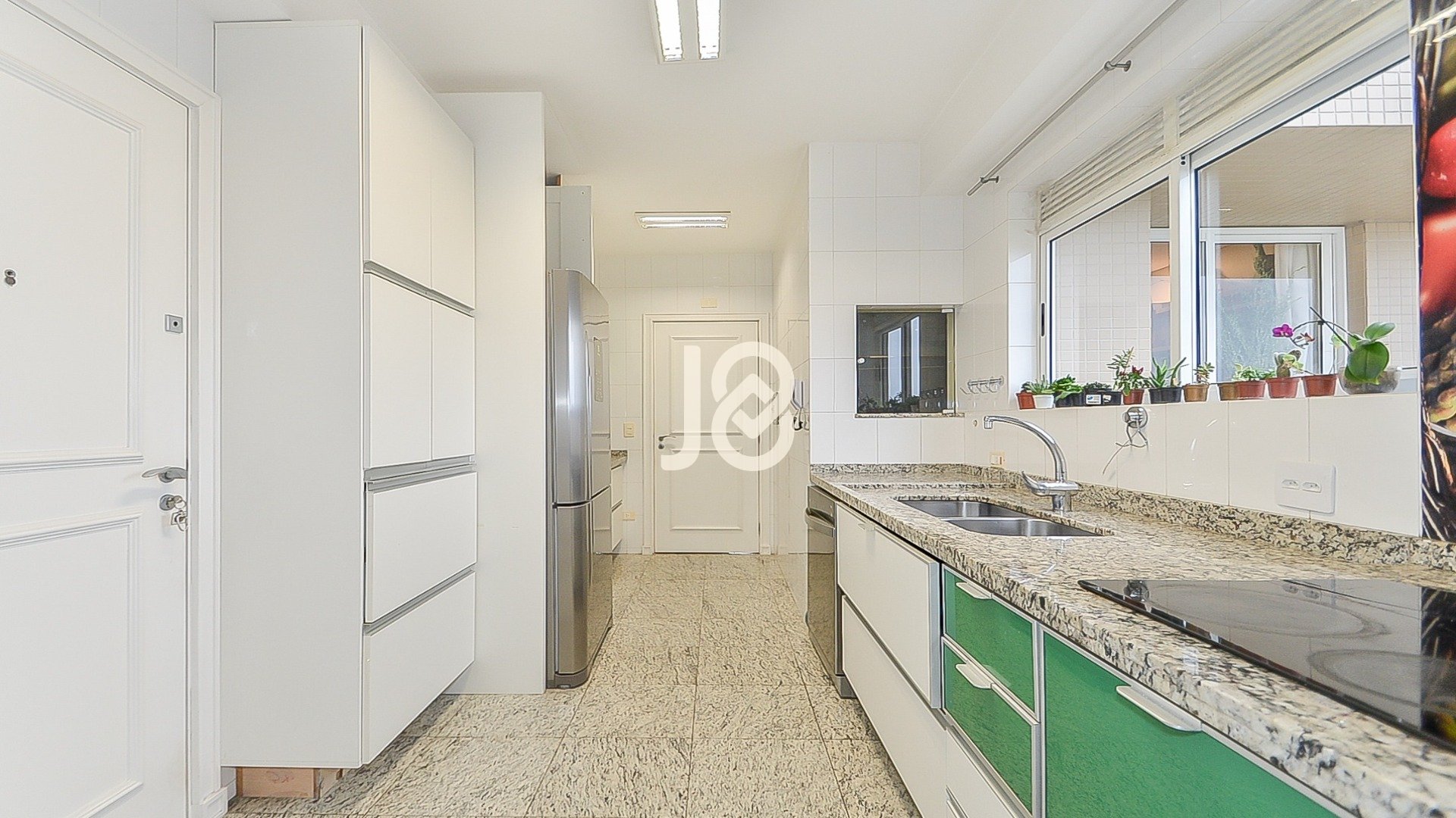 APARTAMENTO 3 SUÍTES FACE NORTE NO ECOVILLE