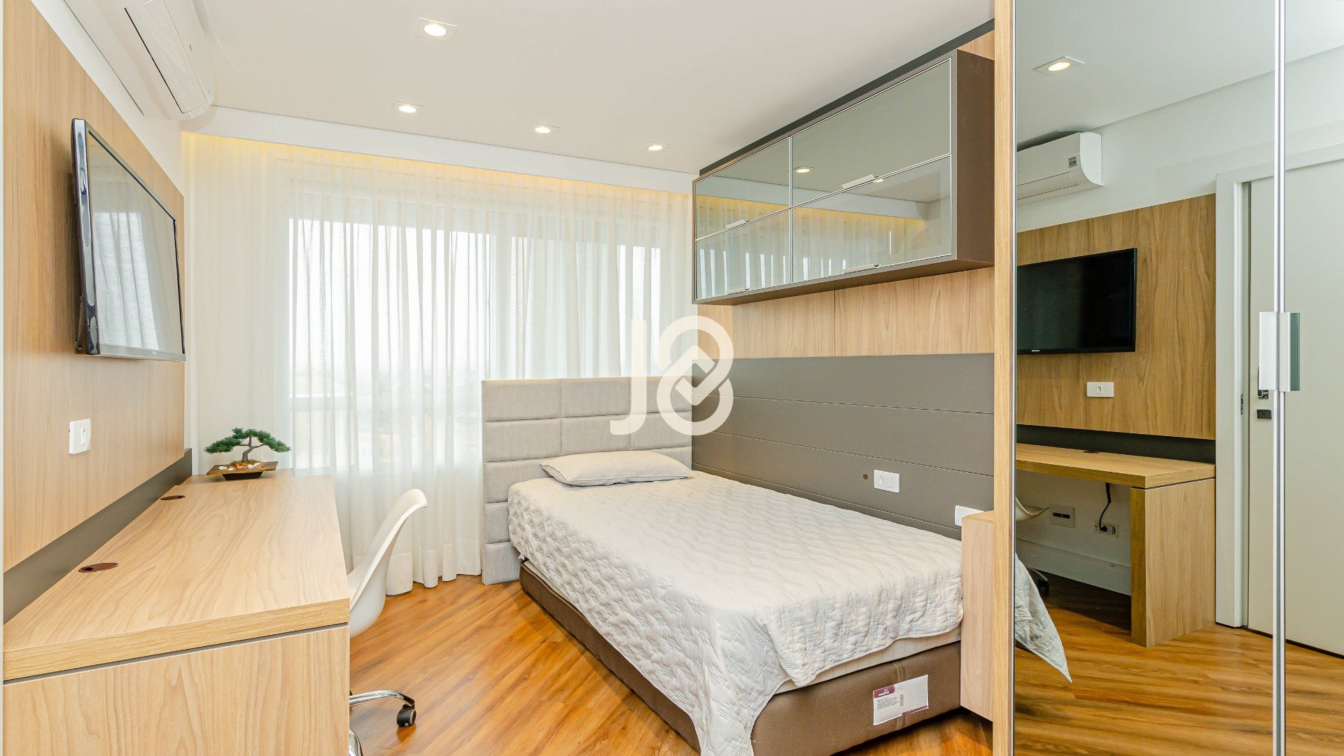 COBERTURA DUPLEX DECORADA NO MANDALA