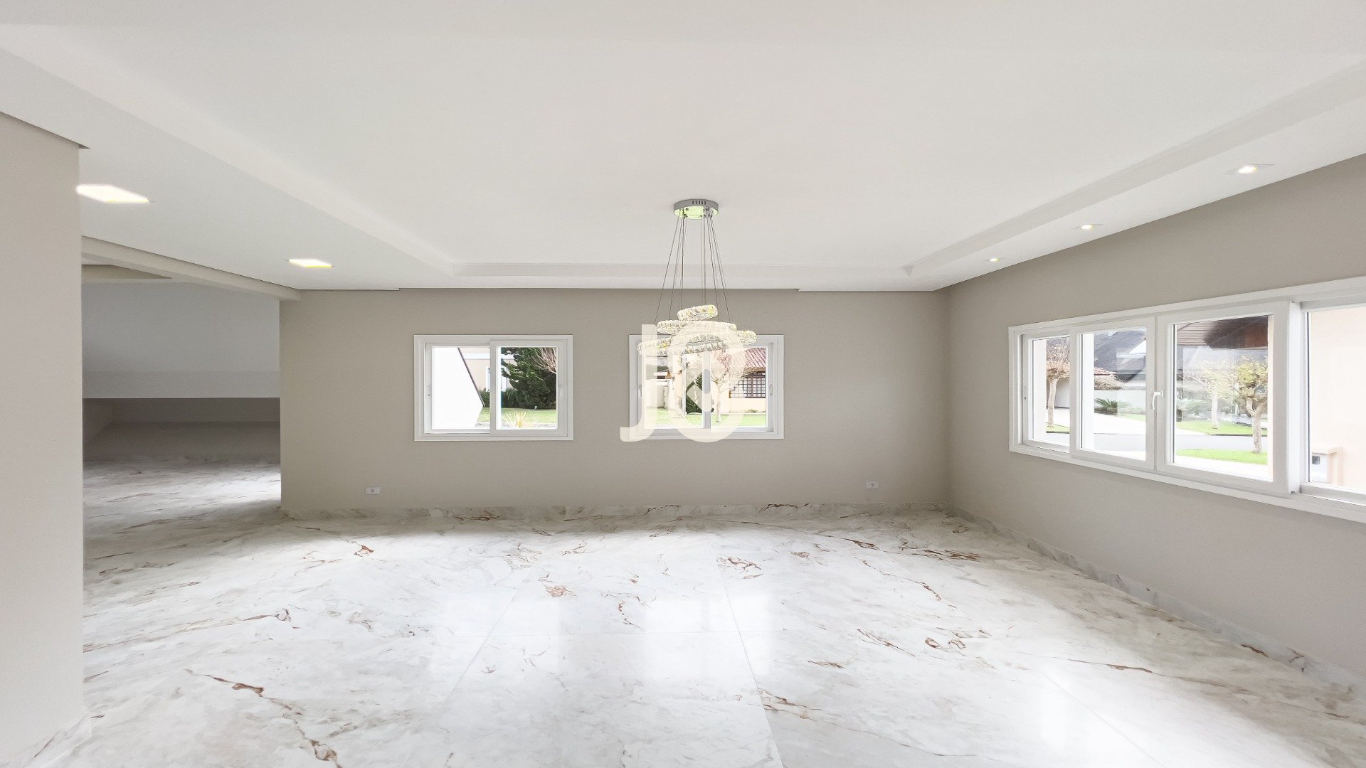 CASA EM CONDOMÍNIO EM SANTA FELICIDADE