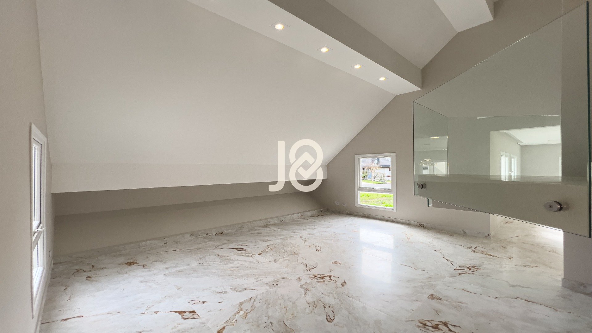 CASA EM CONDOMÍNIO EM SANTA FELICIDADE