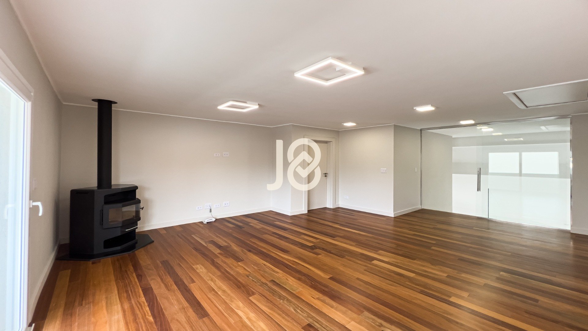 CASA EM CONDOMÍNIO EM SANTA FELICIDADE