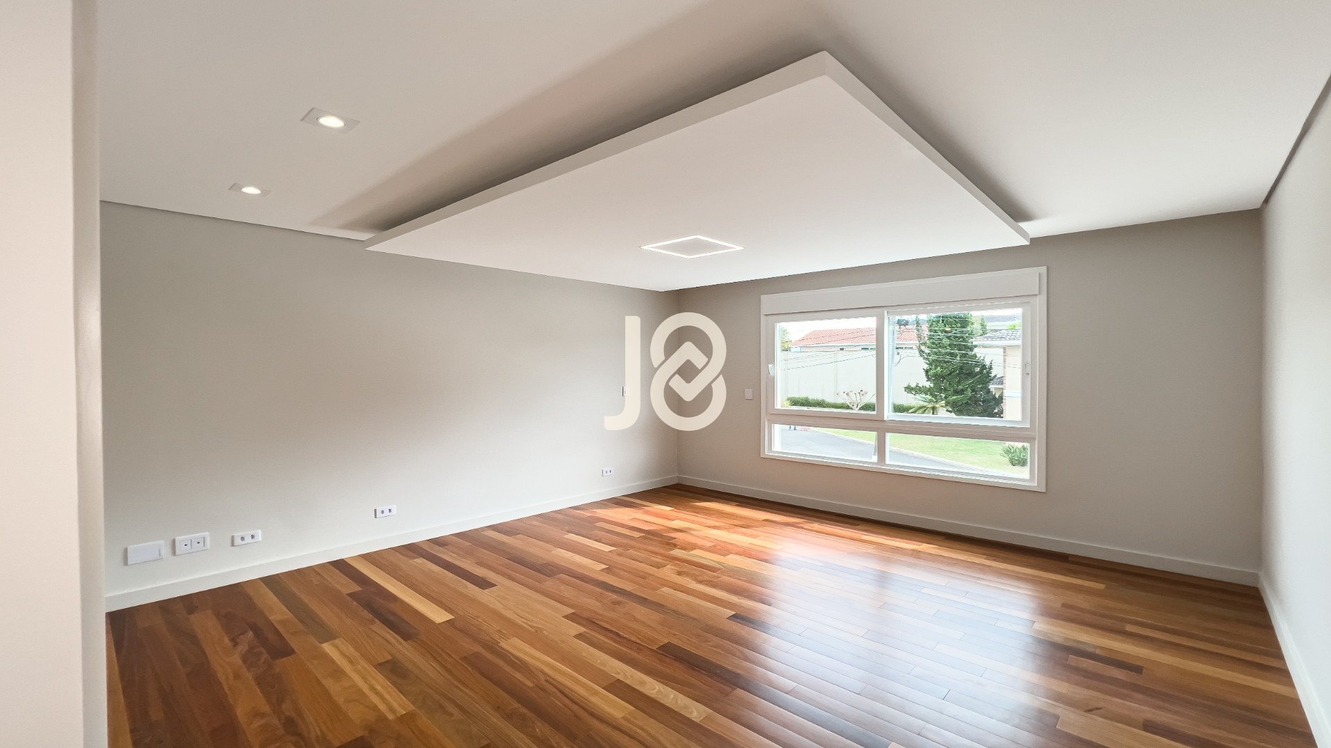 CASA EM CONDOMÍNIO EM SANTA FELICIDADE