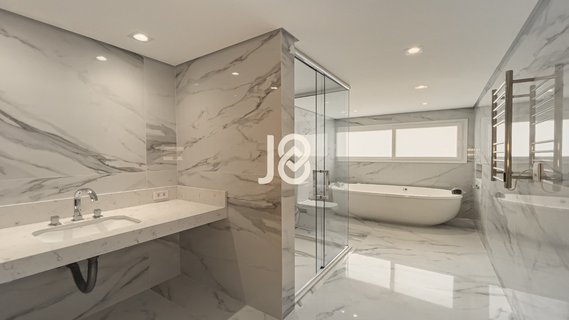 CASA EM CONDOMÍNIO EM SANTA FELICIDADE