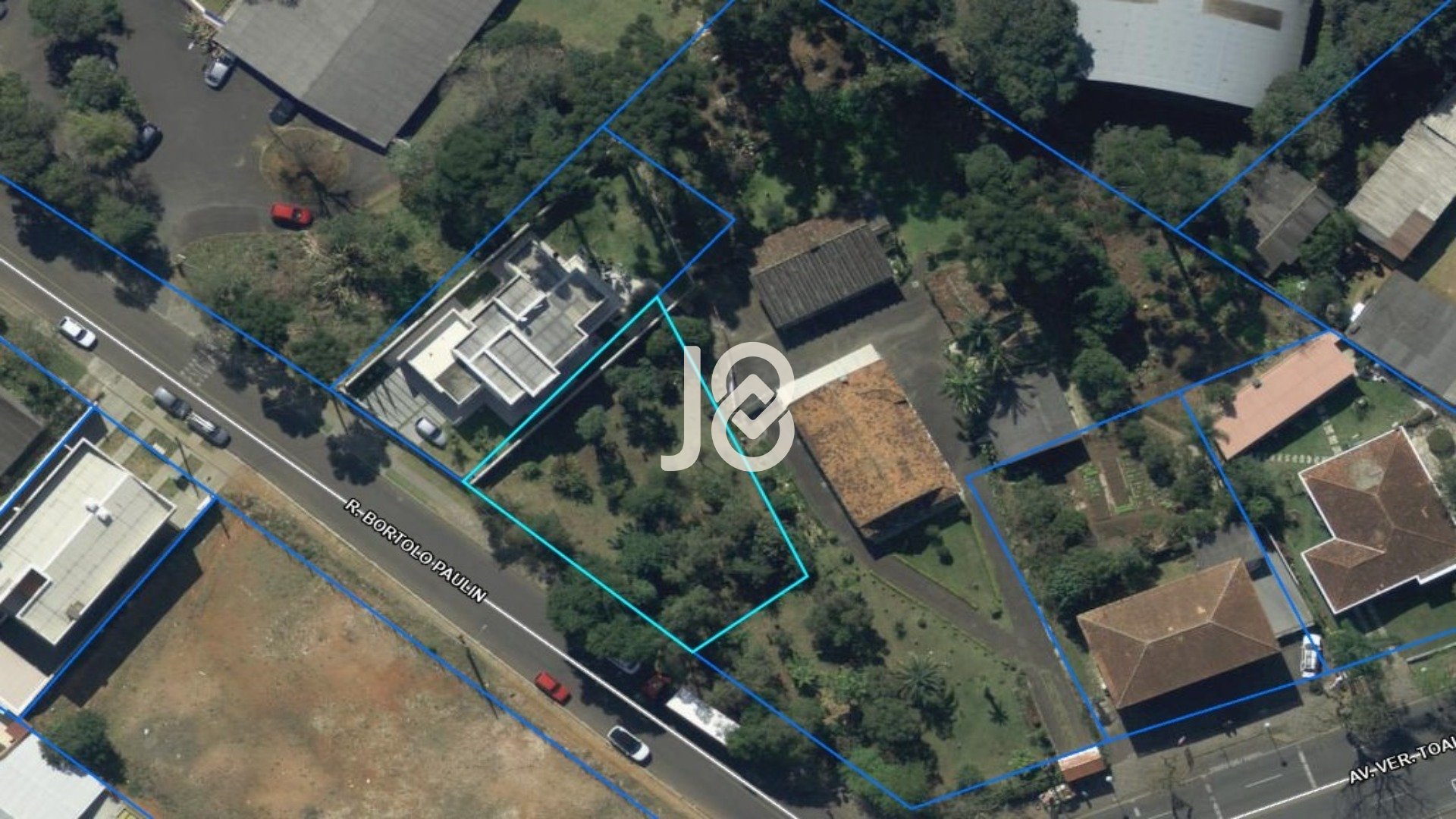 TERRENO COM 600M² EM SANTA FELICIDADE