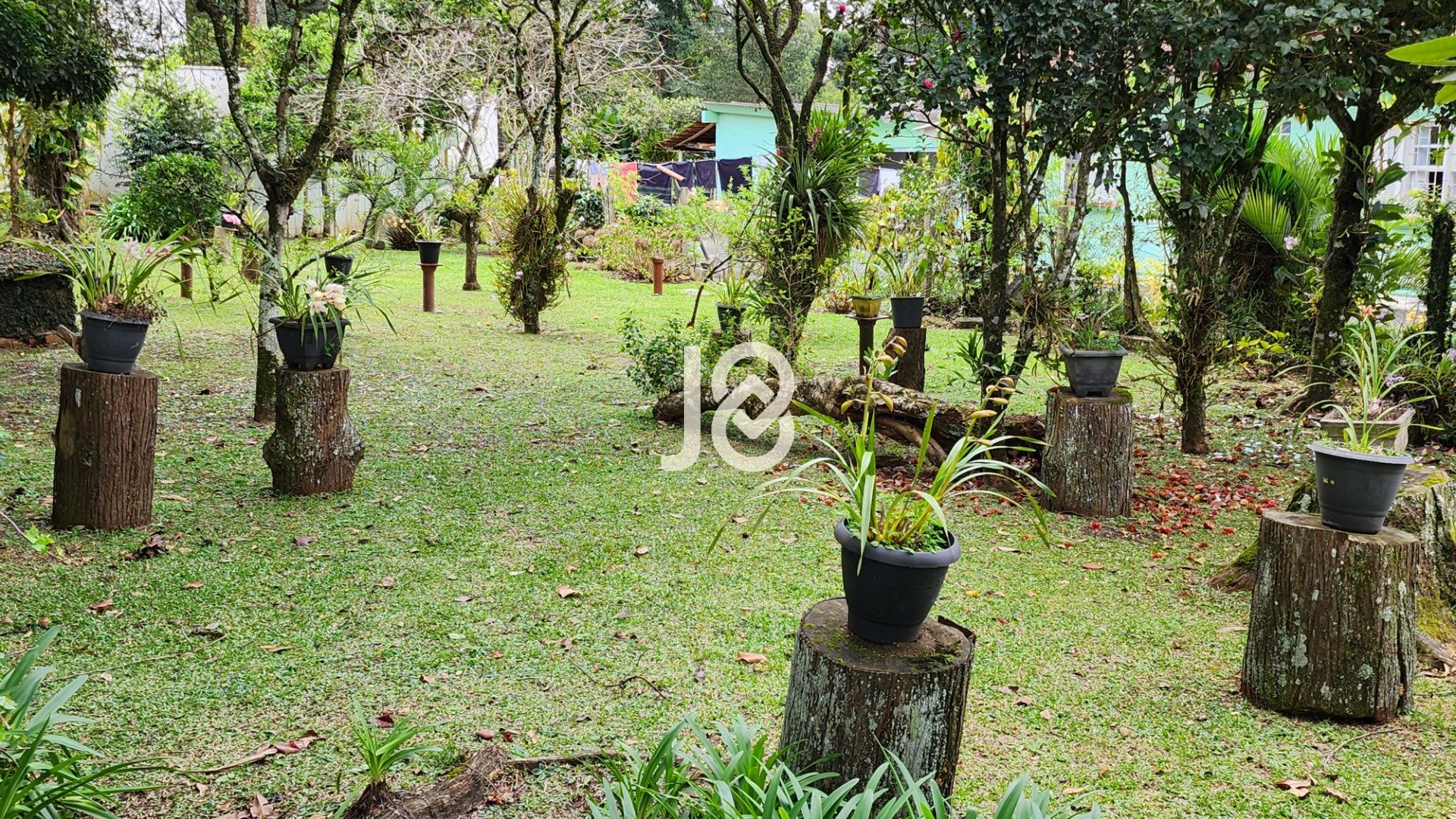 TERRENO COM 600M² EM SANTA FELICIDADE