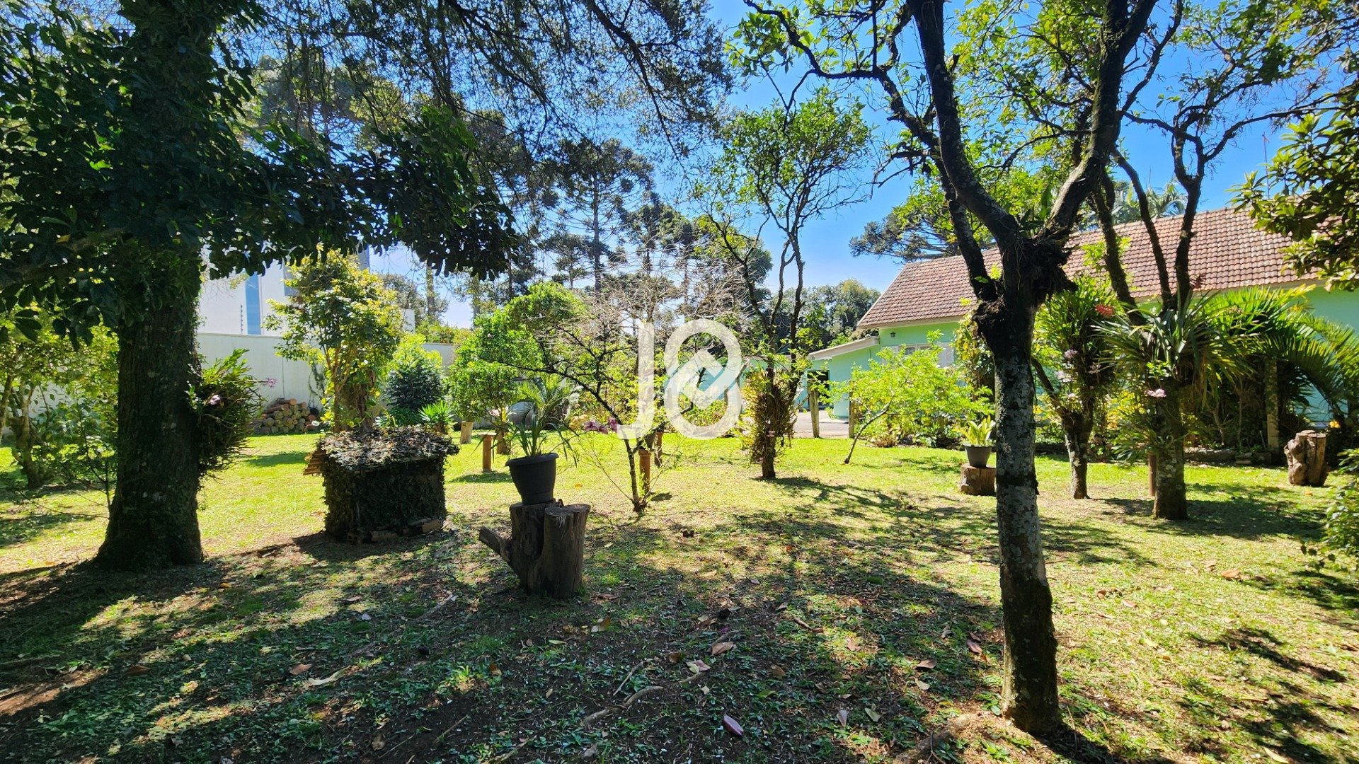 TERRENO COM 600M² EM SANTA FELICIDADE