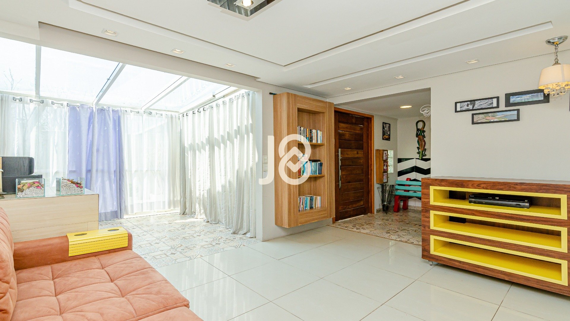 SOBRADO TRIPLEX NO PILARZINHO