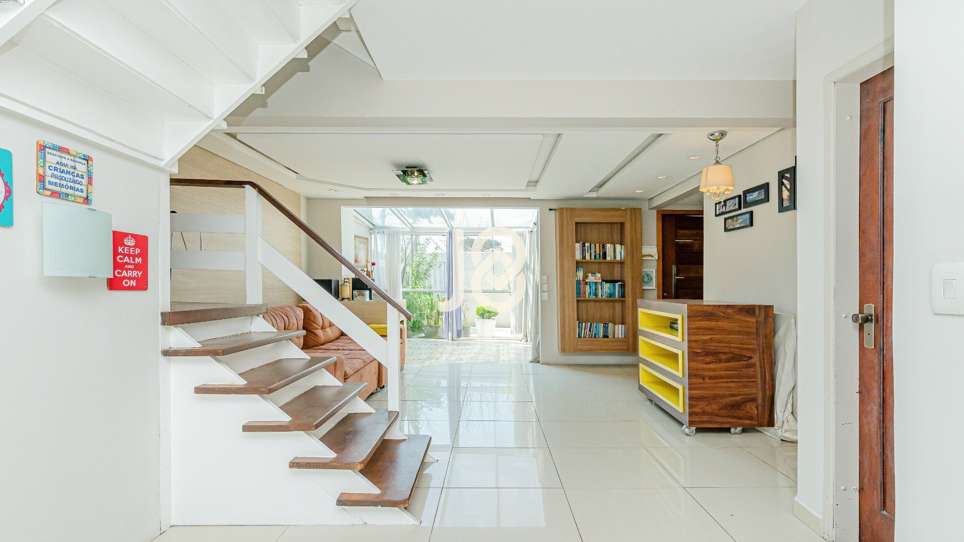 SOBRADO TRIPLEX NO PILARZINHO