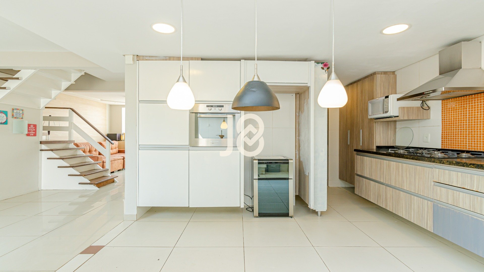 SOBRADO TRIPLEX NO PILARZINHO